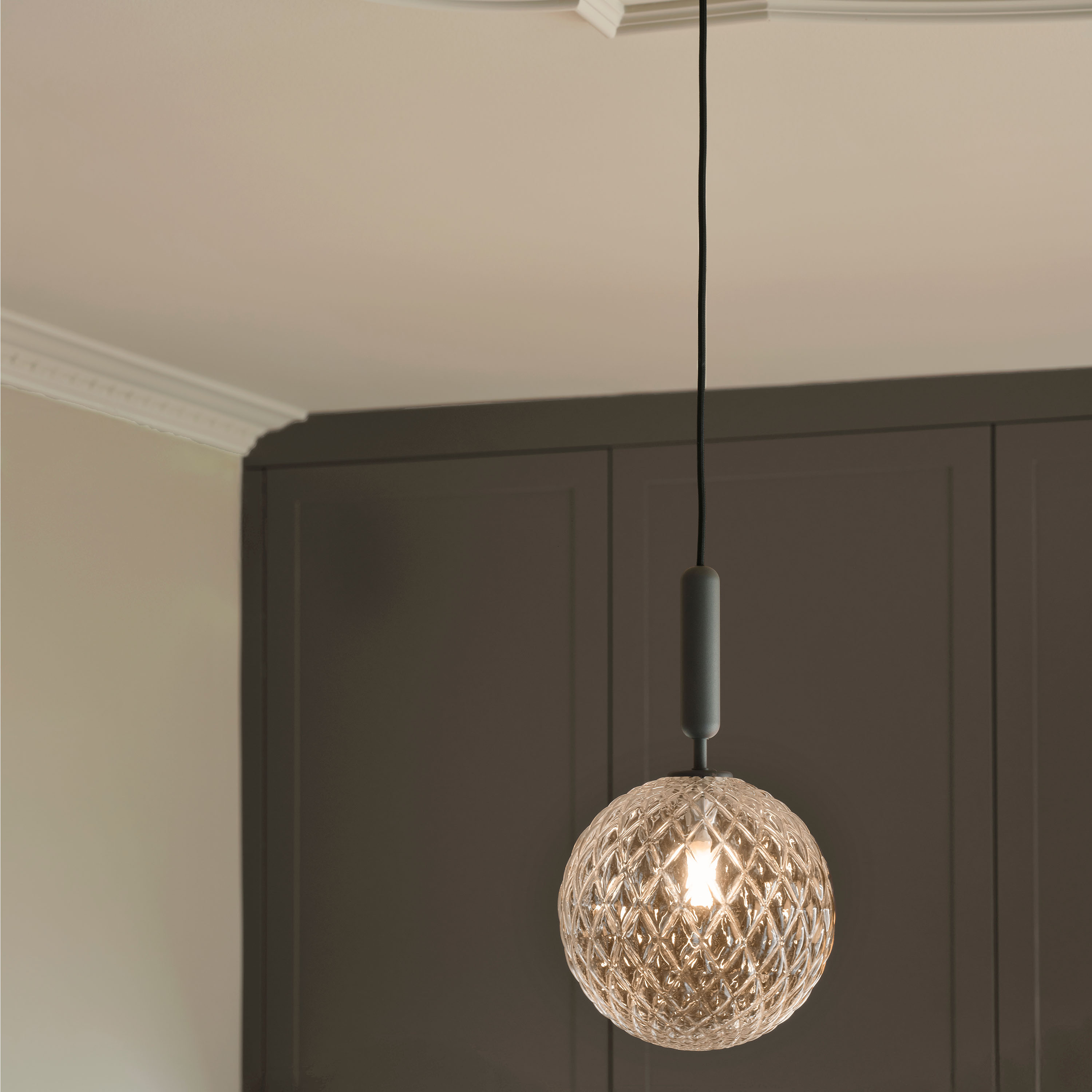 Nuura Miira 1 Taklampa Rock Grey/Optic Clear Ø20