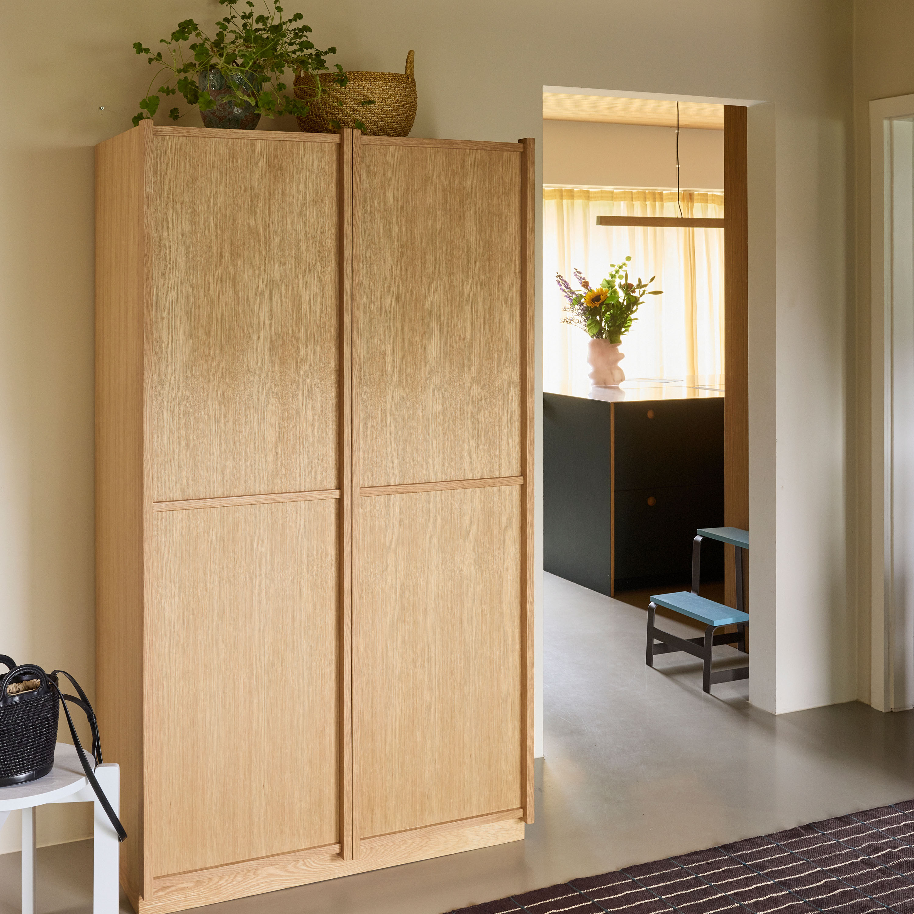 Hübsch Kura Garderobeskap Large Natural 181x100