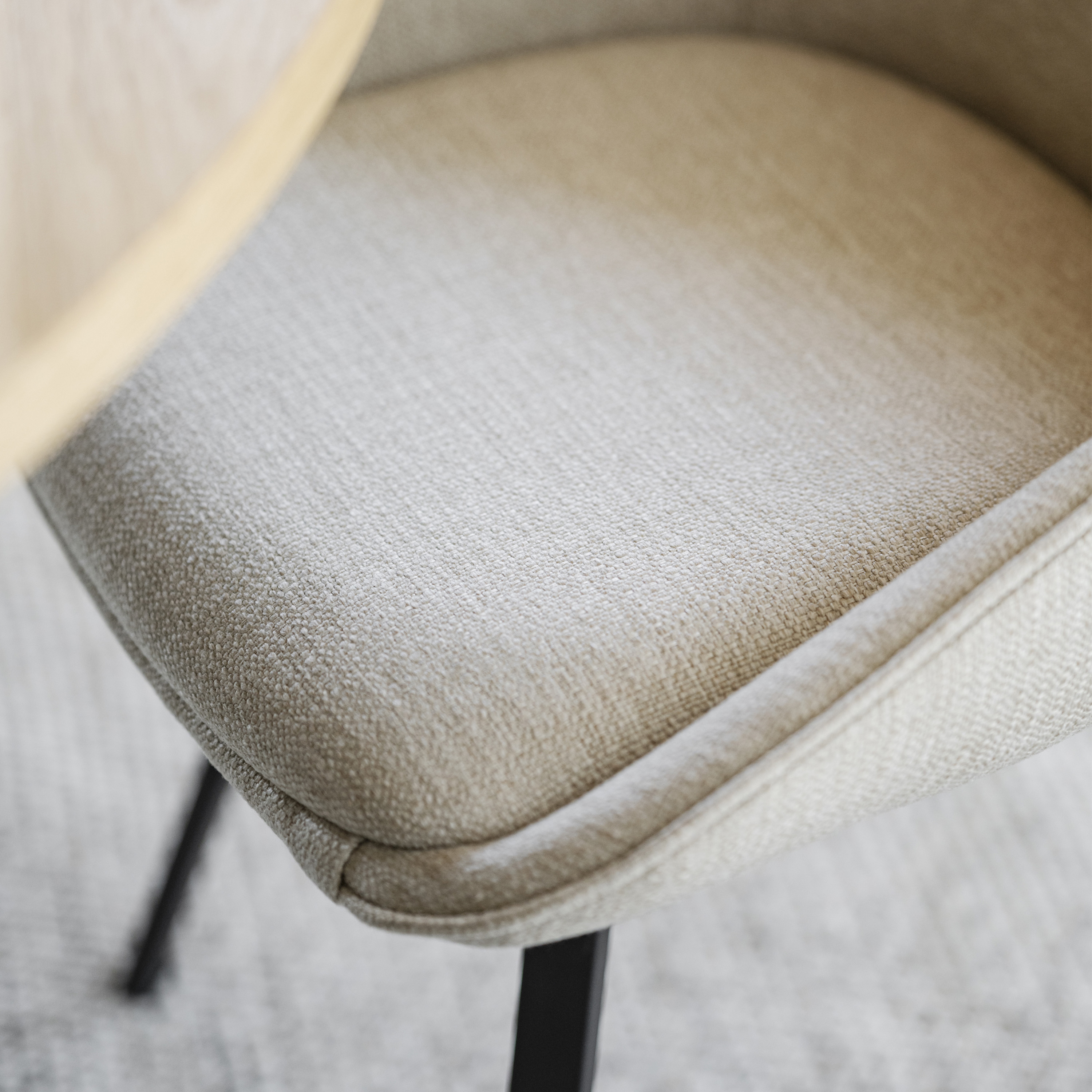 Rowico Home Alison Esszimmerstuhl Hellbeige/Schwarz