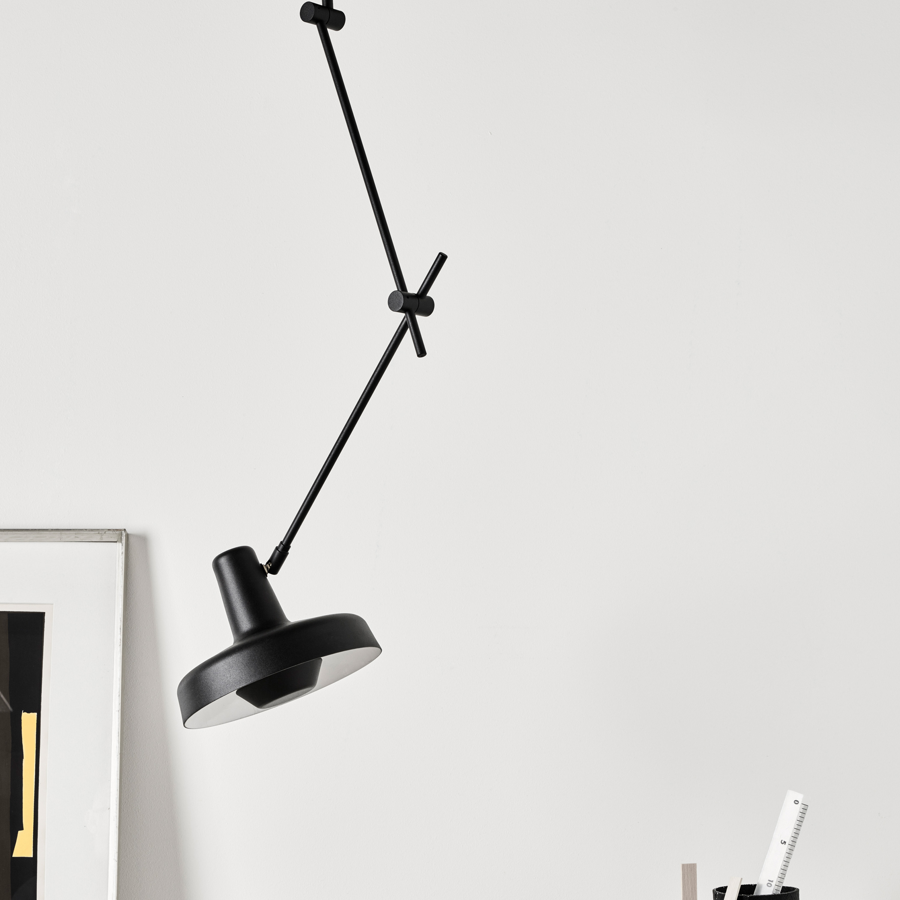 Grupa Arigato Taklampa Black 22cm