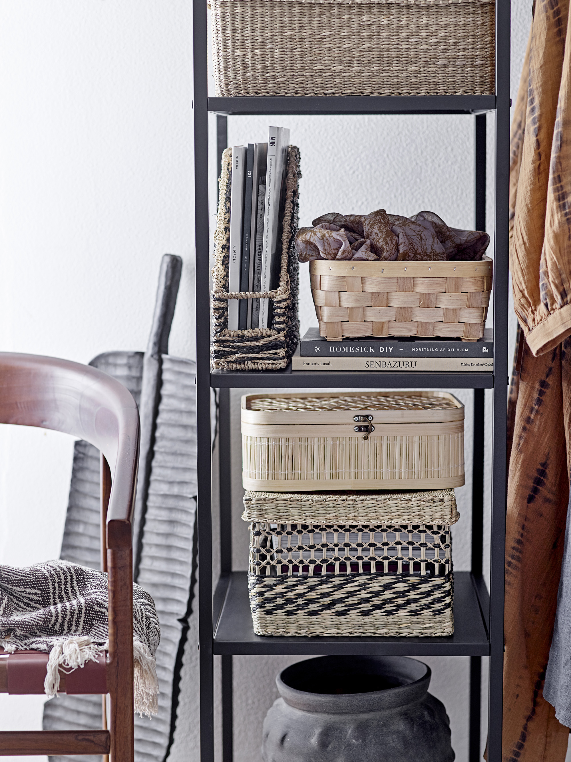 Bloomingville Valde Vaateripustin Musta