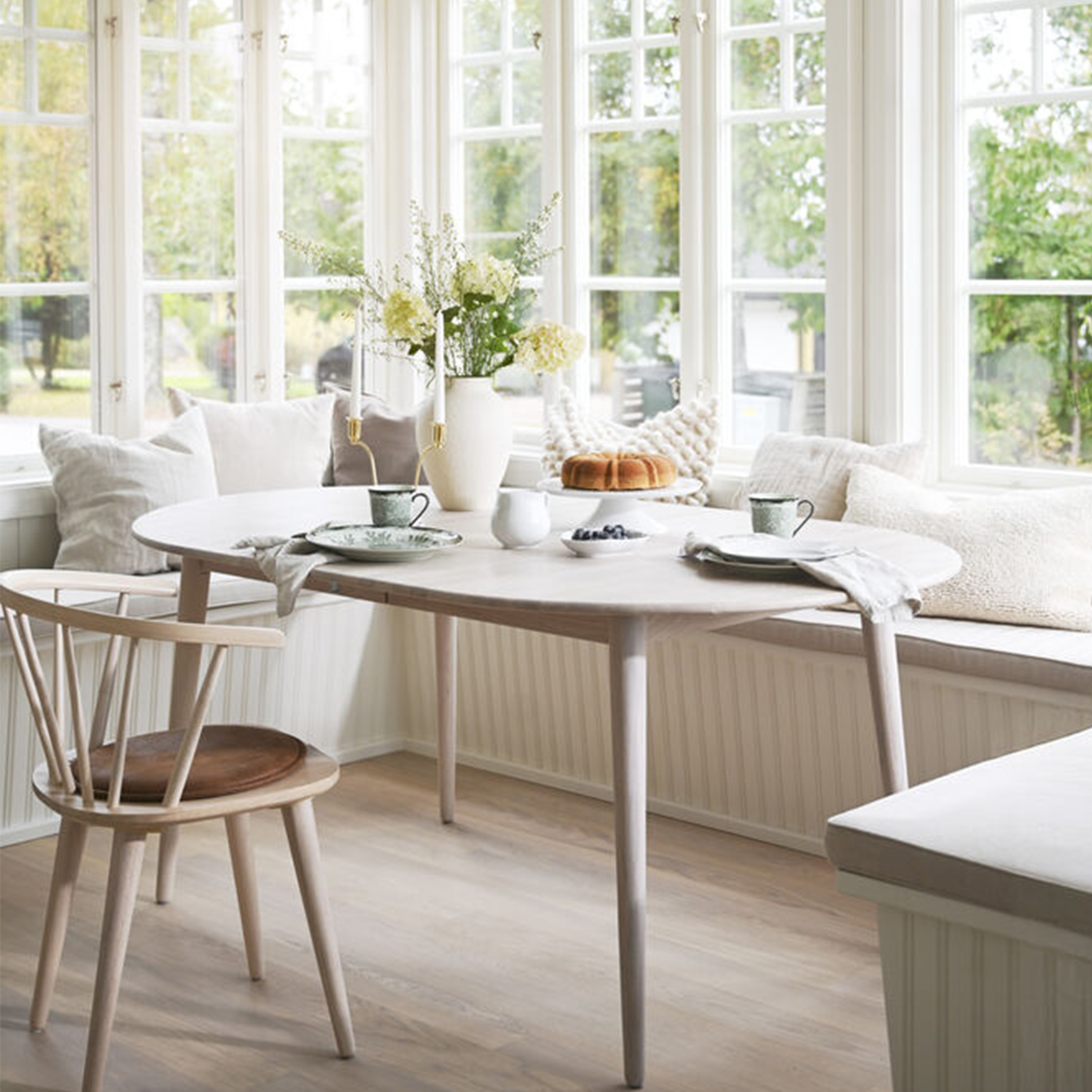 Rowico Home Tyler Esstisch Oval Weiß pigmentiert 170/210cm