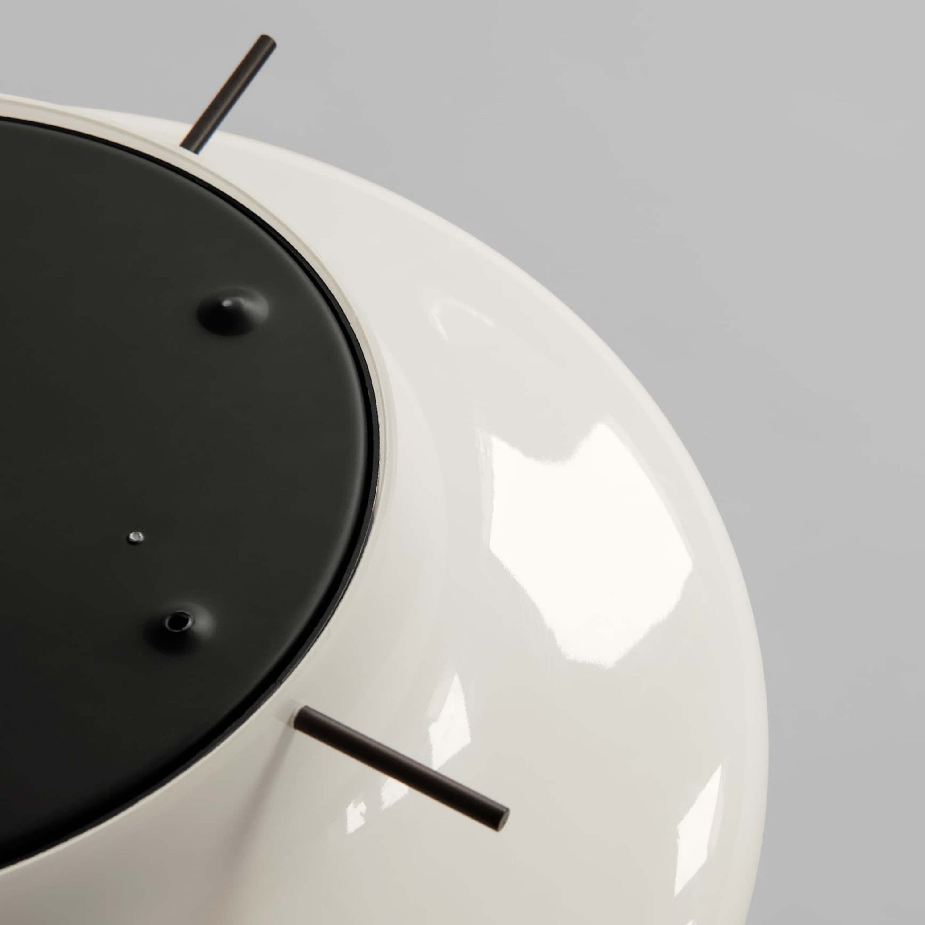 101 Copenhagen Hikari Vegglampe Opal White Ø24