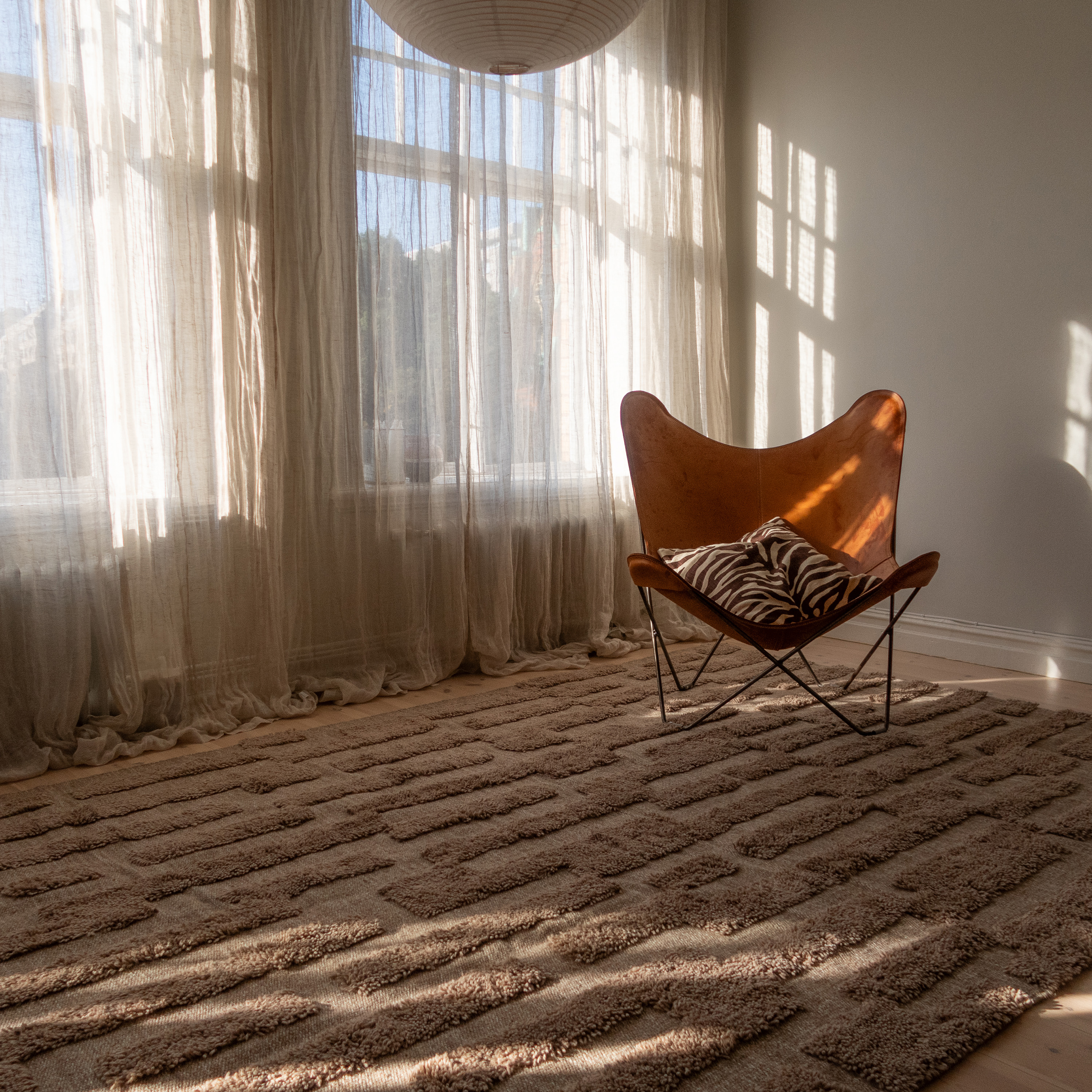 Tinted Bielke Wollteppich Dark Beige 300x400