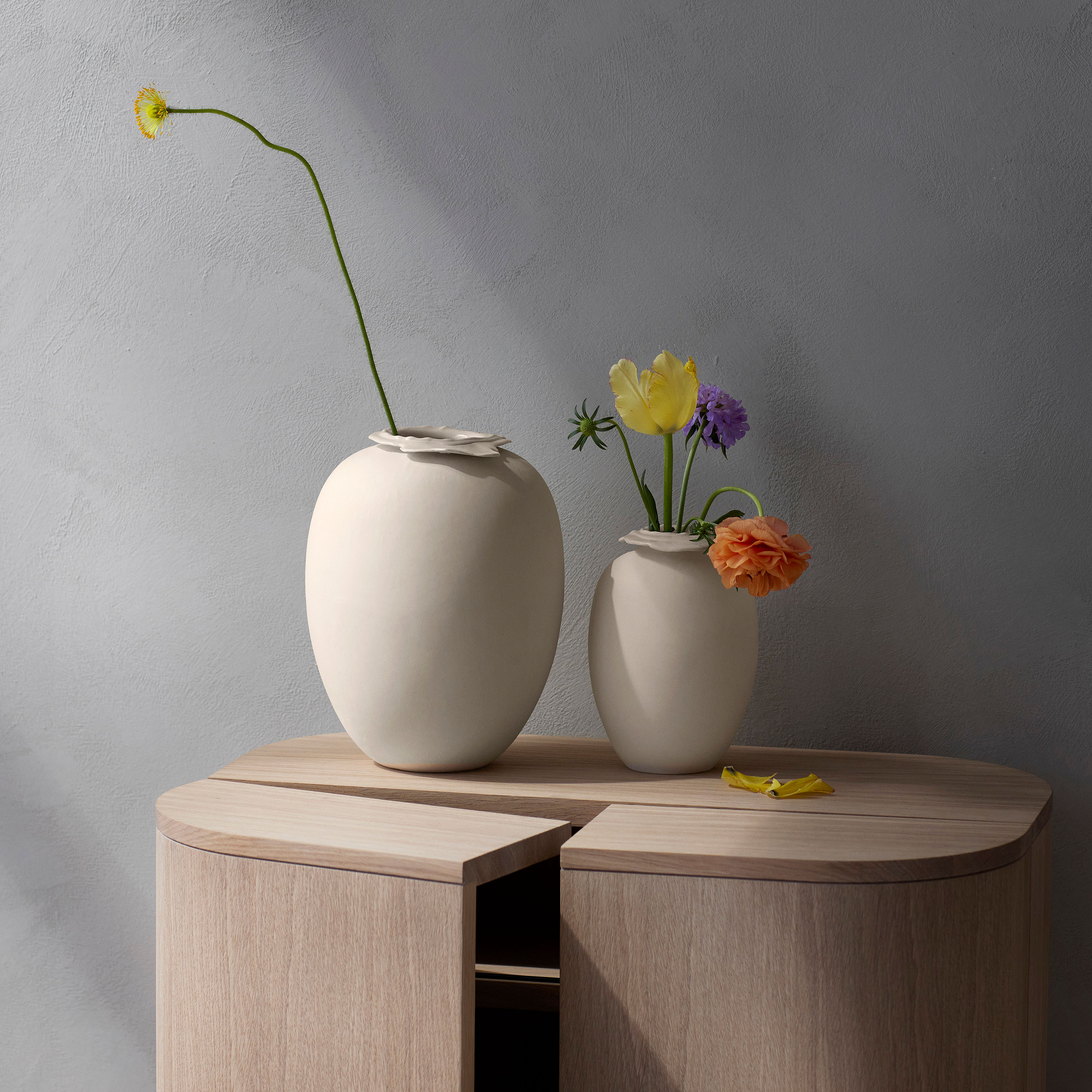 Northern Brim Vase Beige 18cm