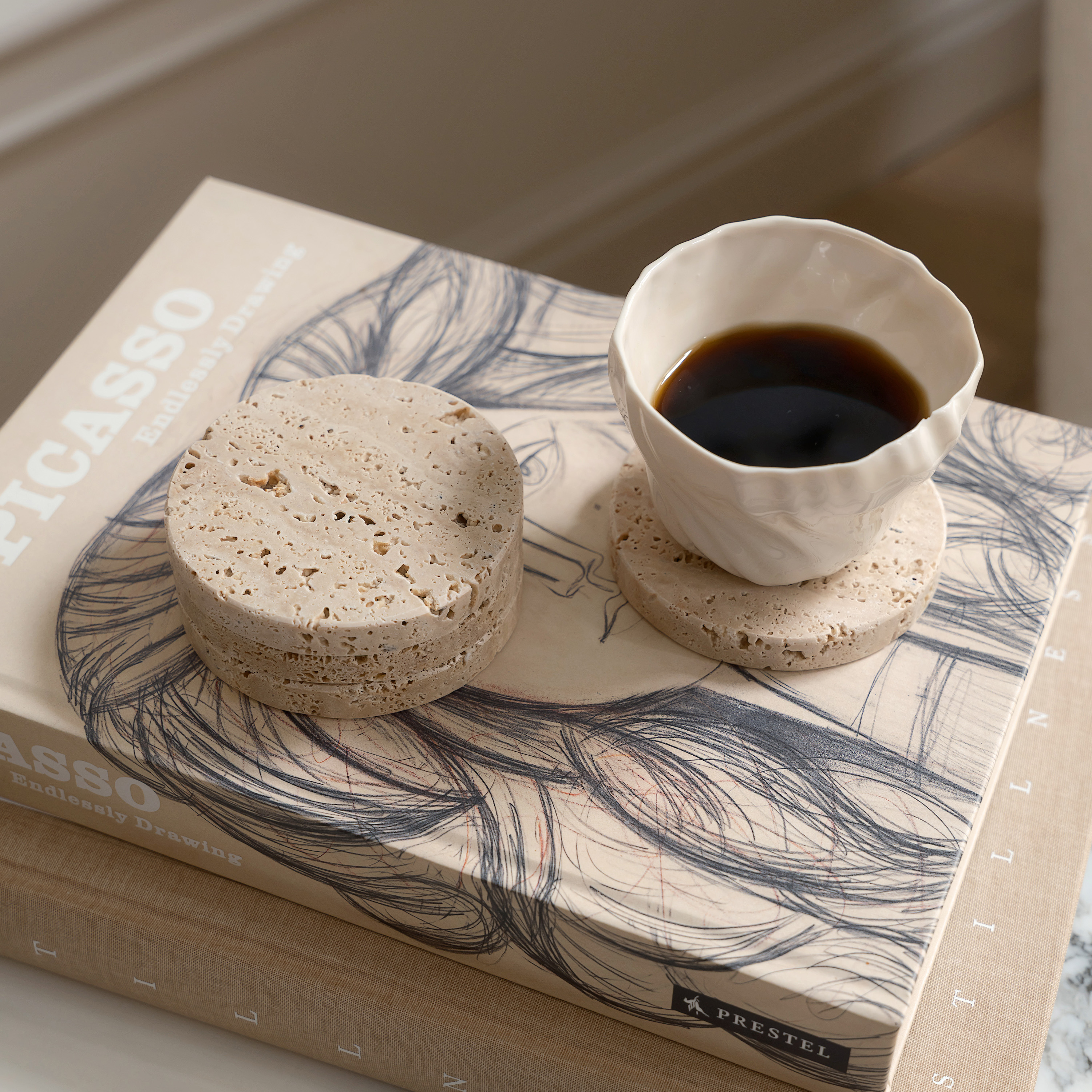 New Mags Picasso - Endlessly Drawing Bok