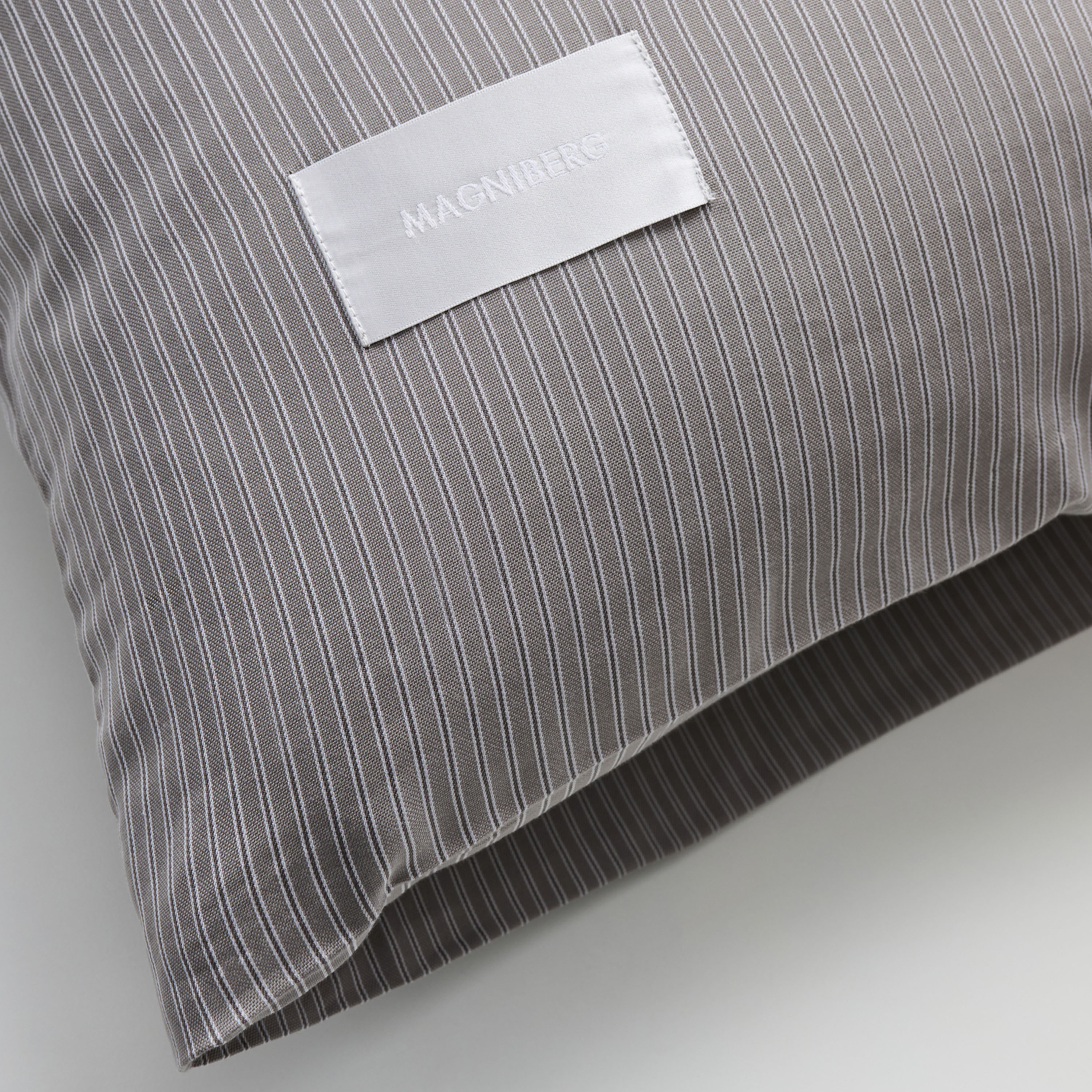 Wall Street Oxford Tyynyliina Stripe Dark Grey 50x90