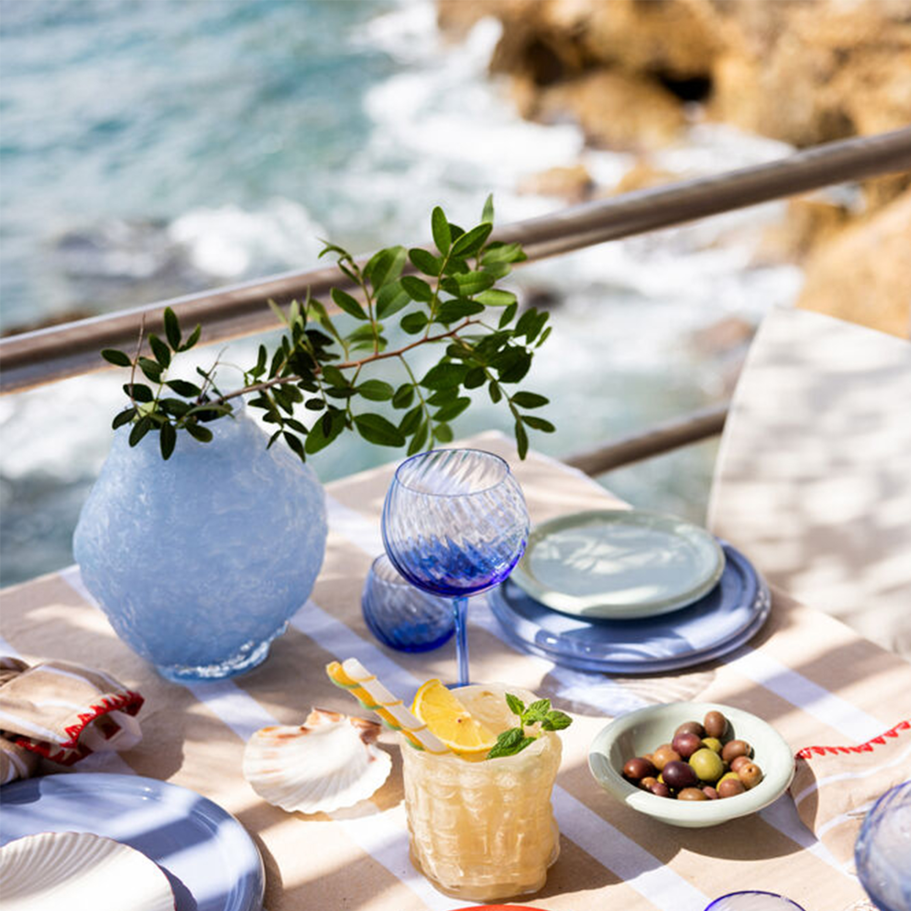 Byon Corallo Vas Ljusblå 20cm