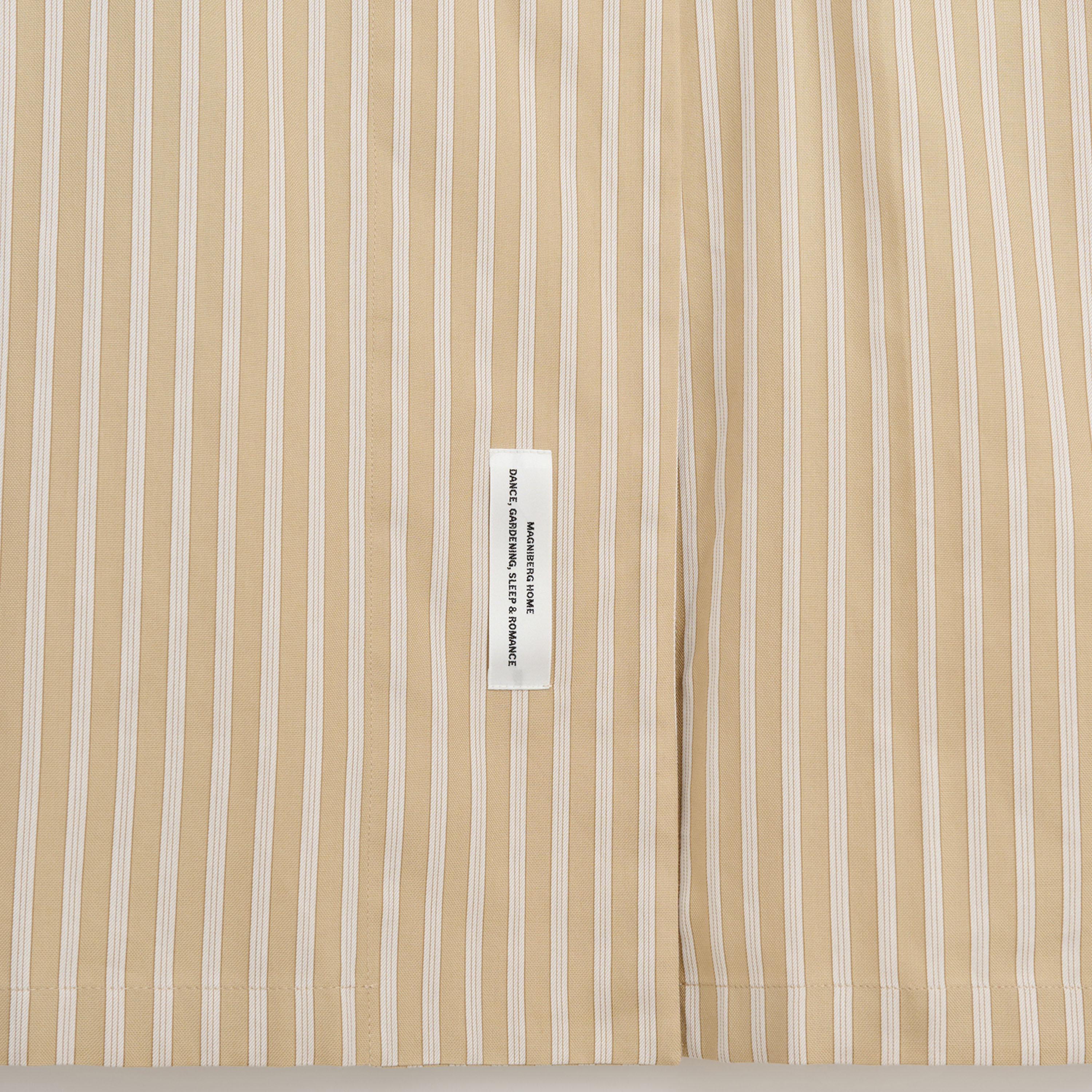 Magniberg Voyage Morgonrock Stripe Beige Small