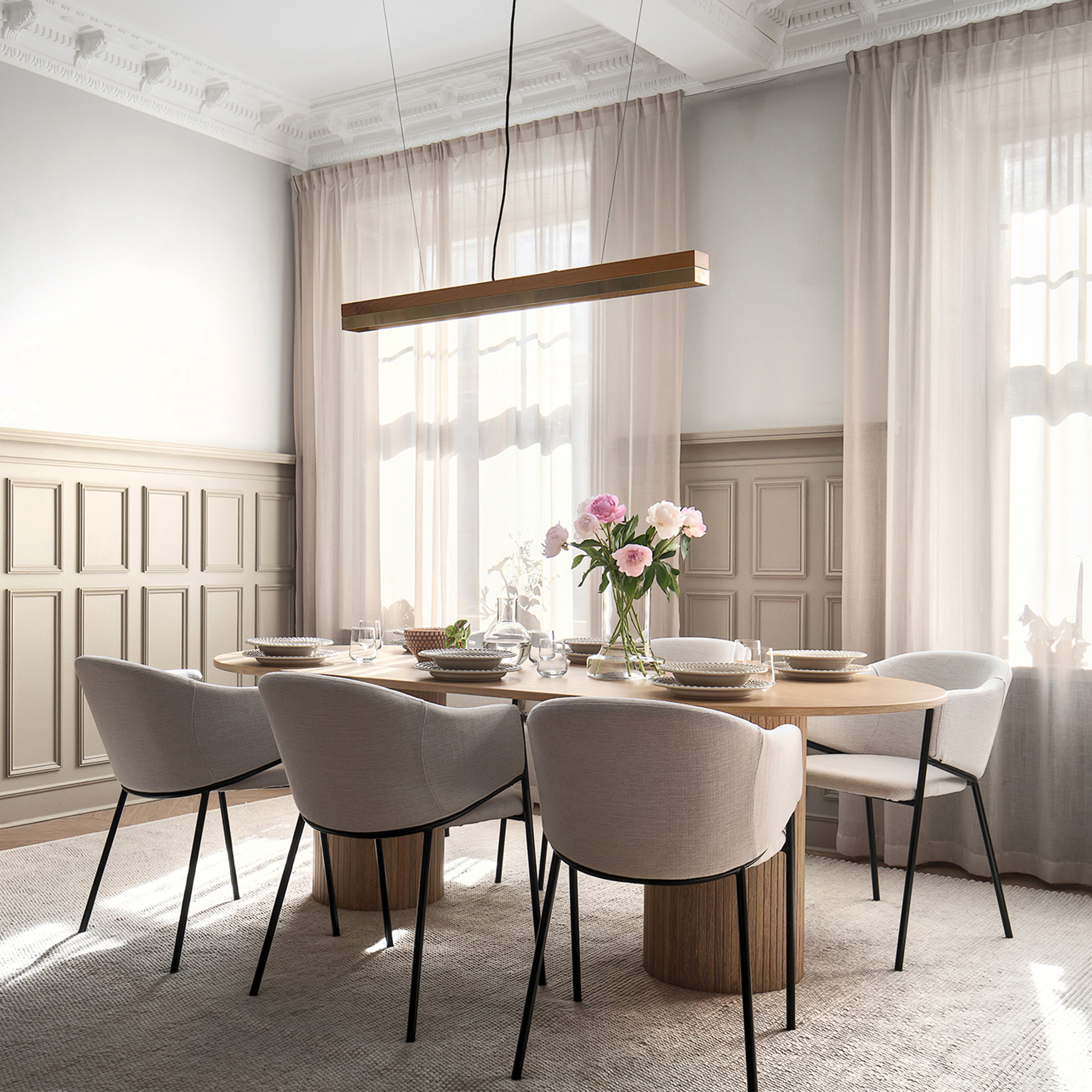 Sleepo Collection Adele Matbord Vitpigmenterad Ek 220cm