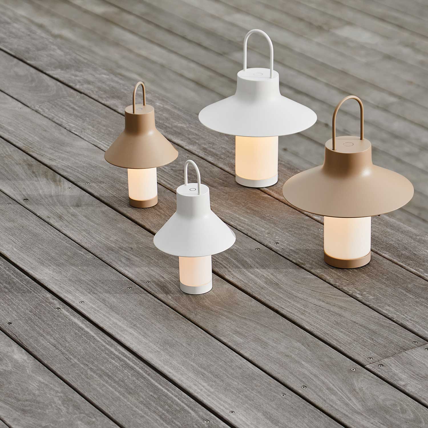 LOOM Design Shadow Ladattava Pöytävalaisin White Ø25