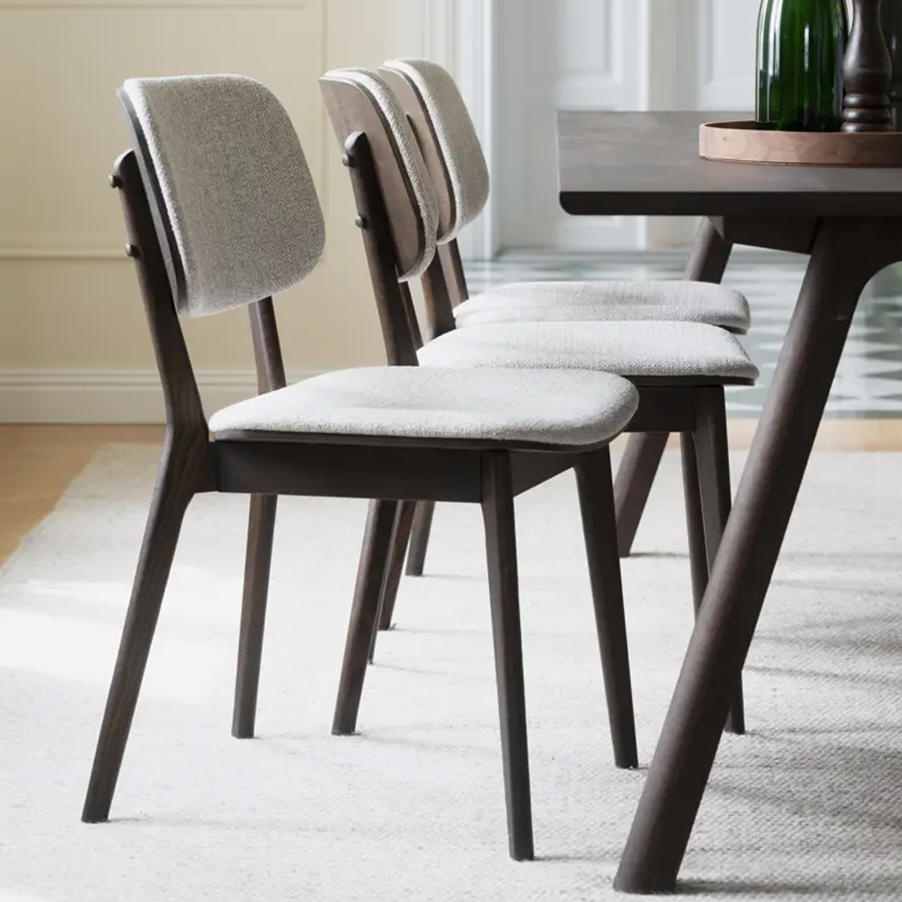 Rowico Home Barrett Matstol Brun Ek/Ljusbeige