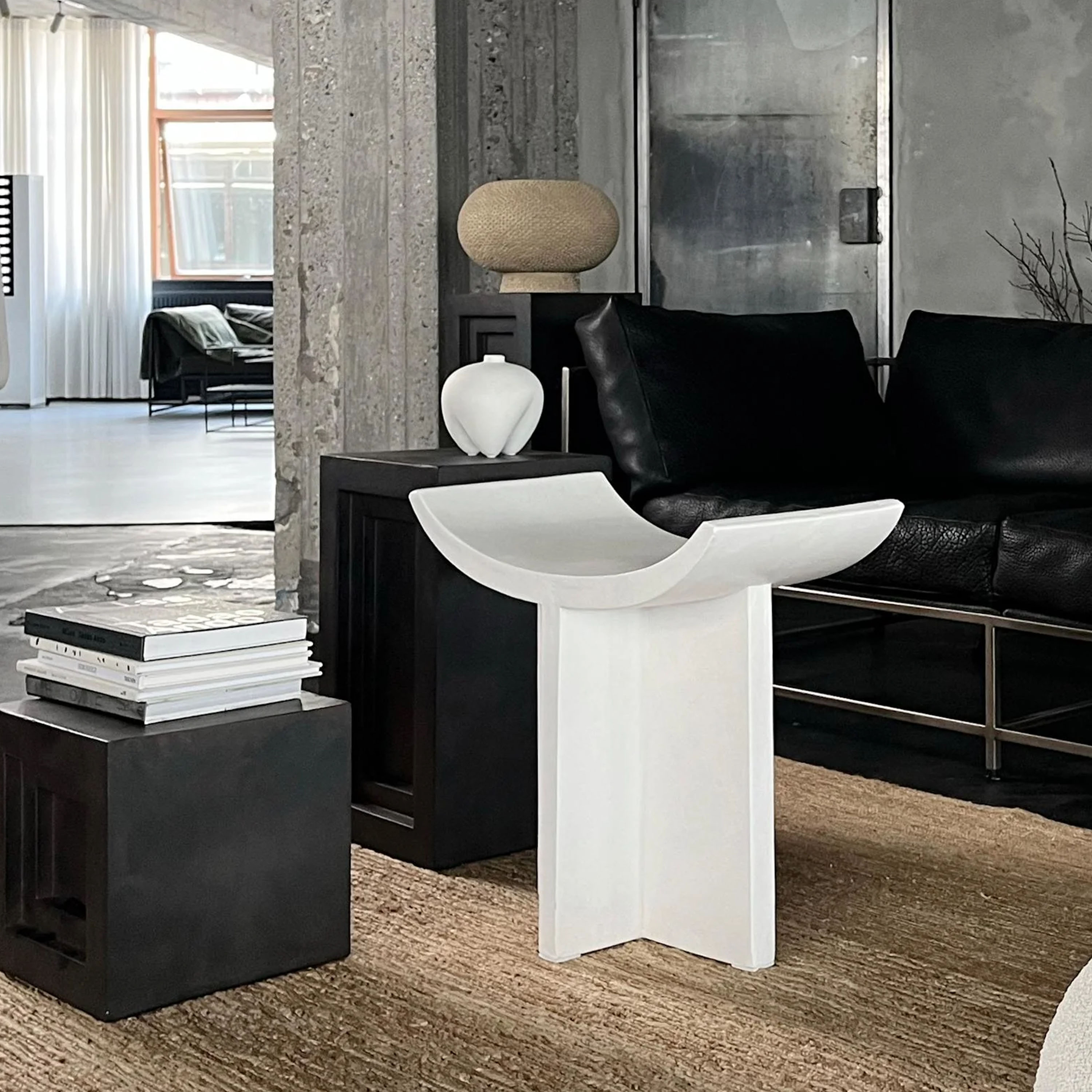 101 Copenhagen Brutus Hocker Knochenweiß