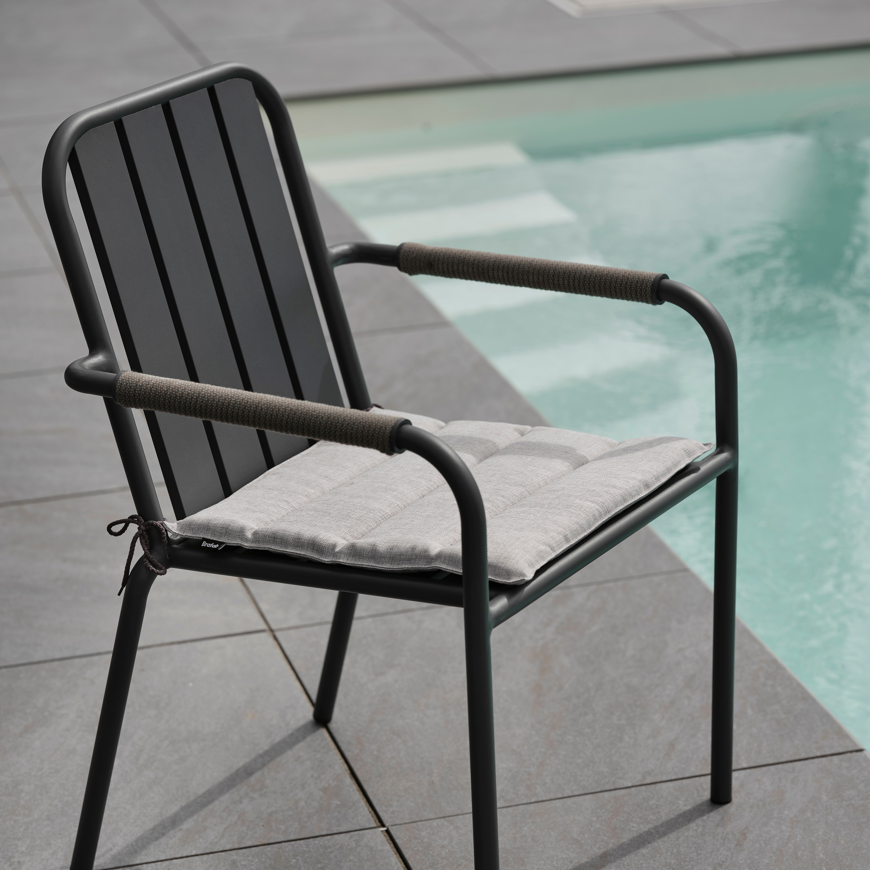 Brafab Innes Karmstol Antracit