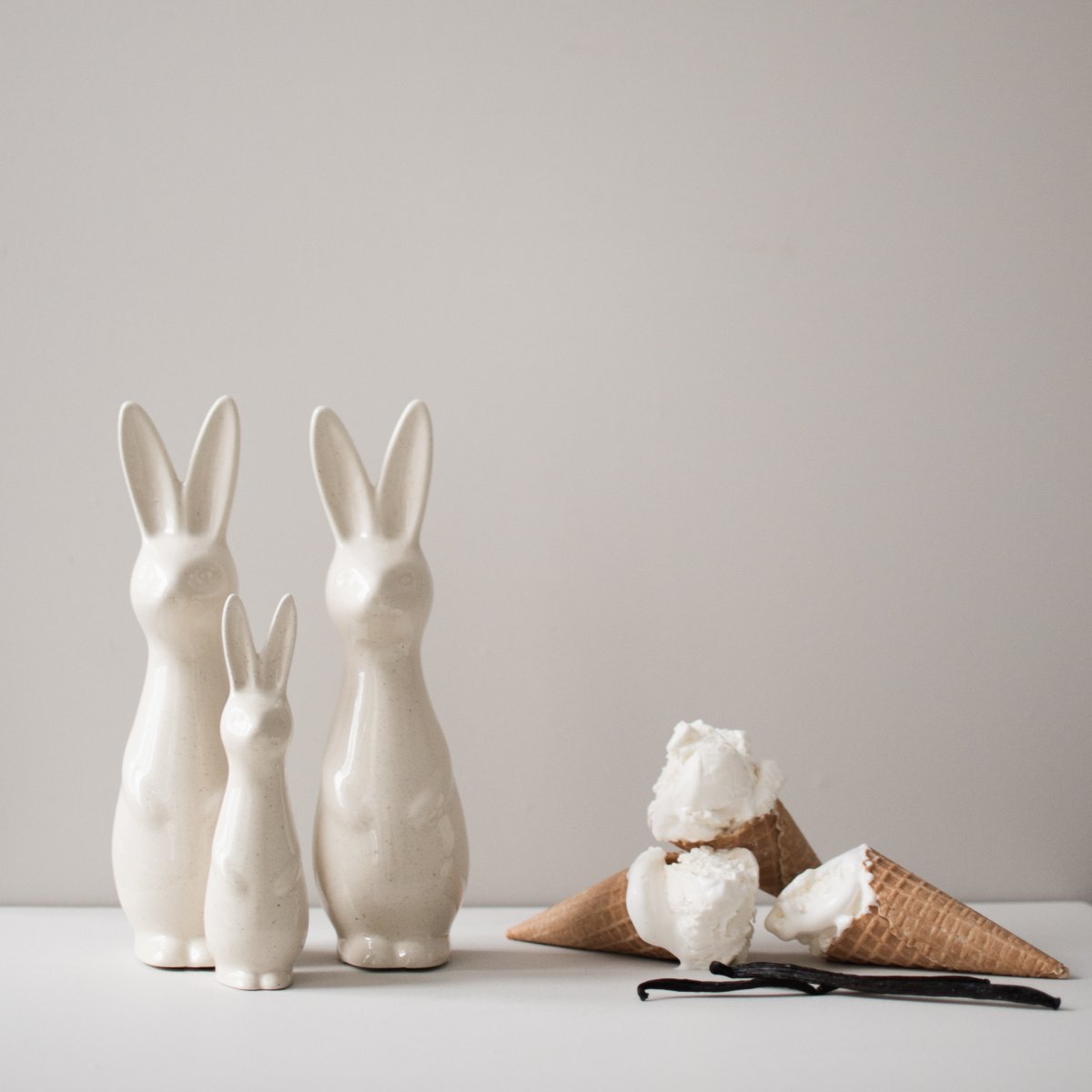 DBKD Swedish Rabbit Dekorasjon Hvit Stor