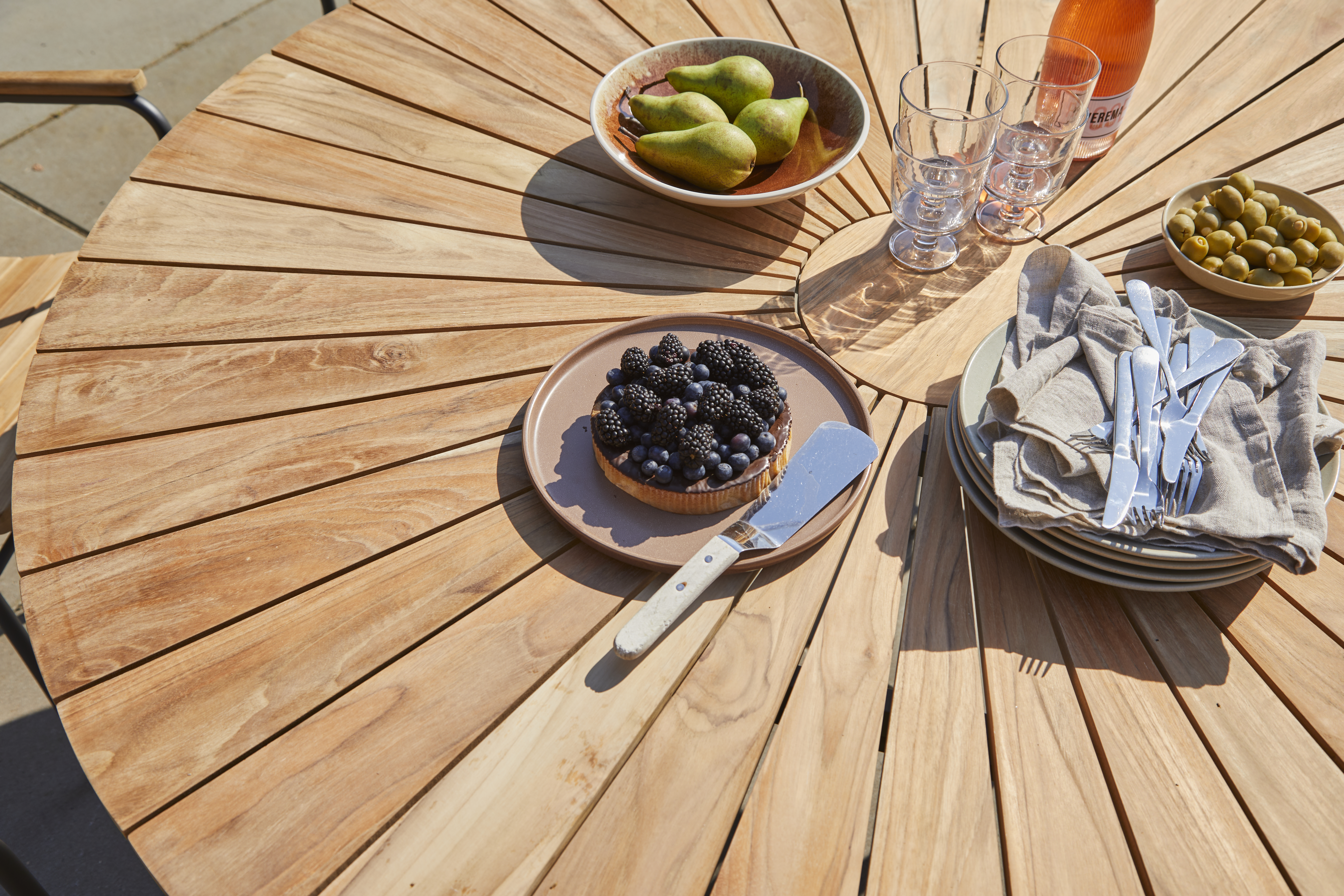 Cinas Ellen Ruokapöytä Antrasiitti Ø150