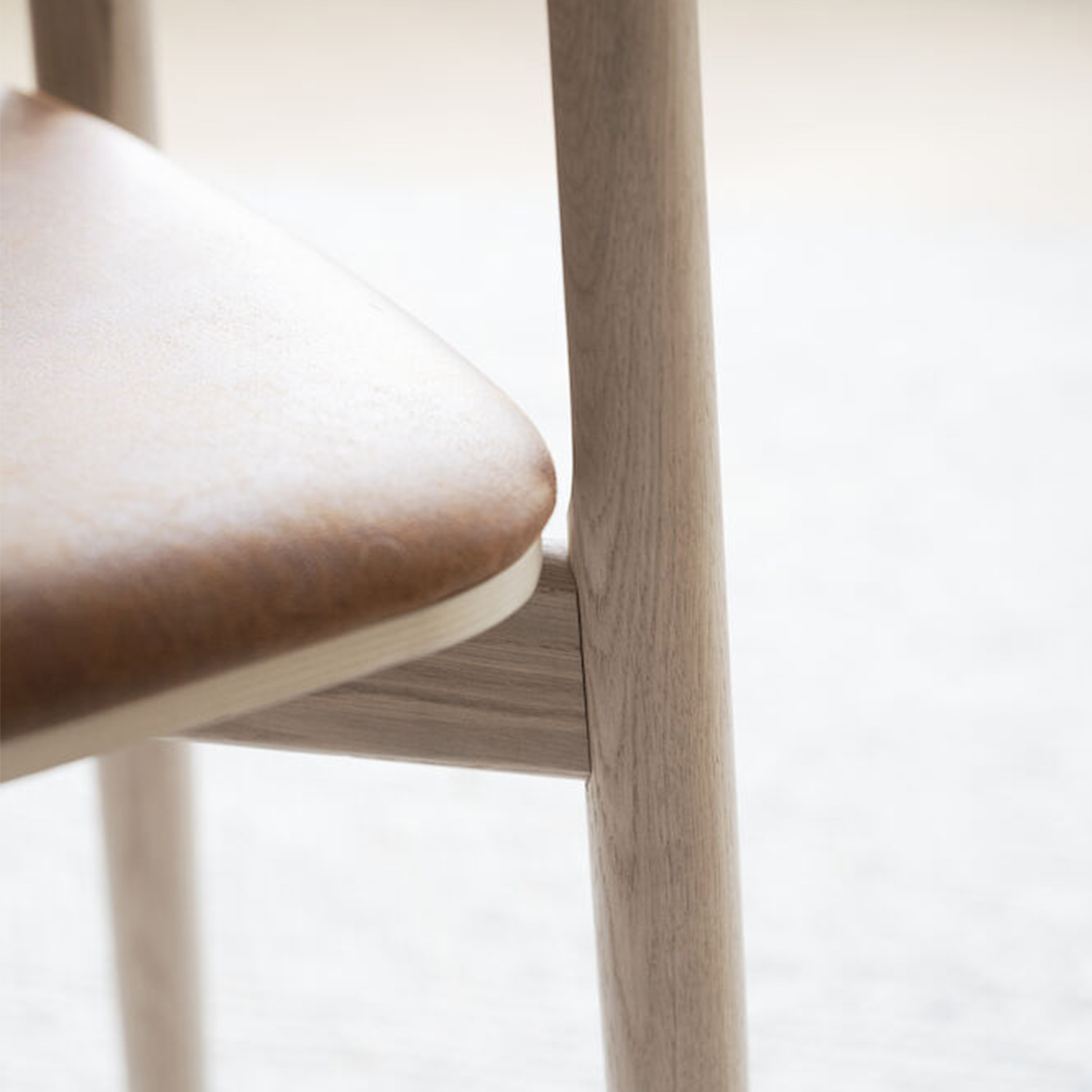 Rowico Home Wolcott Matstol Vitpigmenterad/Läder