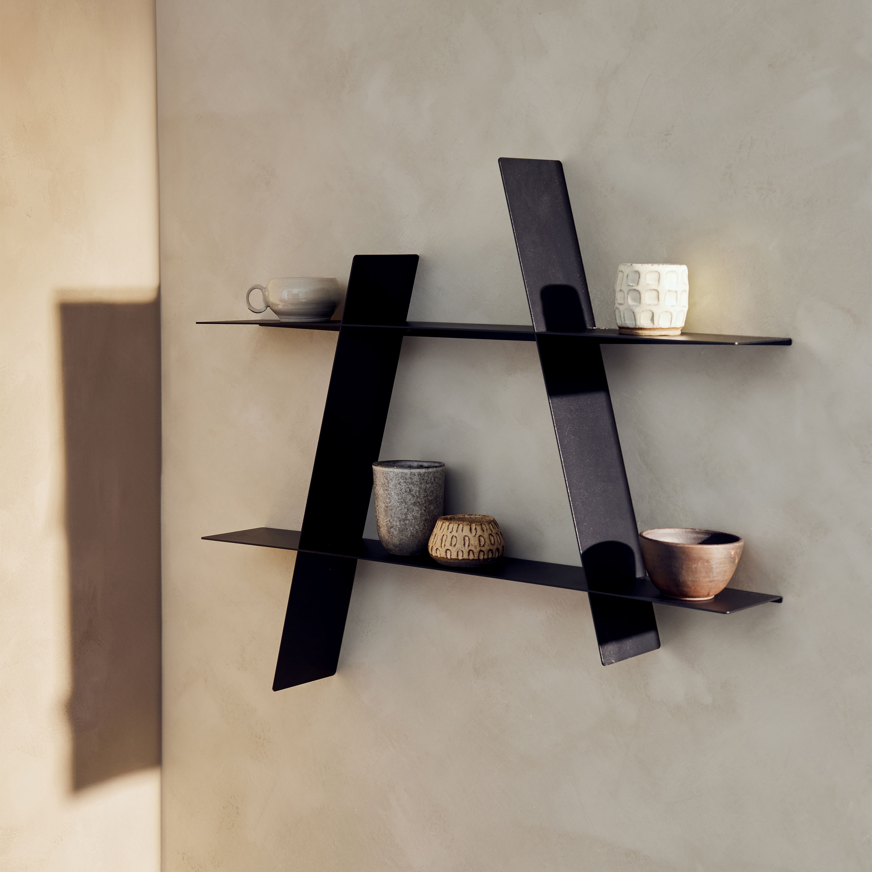 Andersen Furniture A-Shelf Seinä­hylly Musta Large