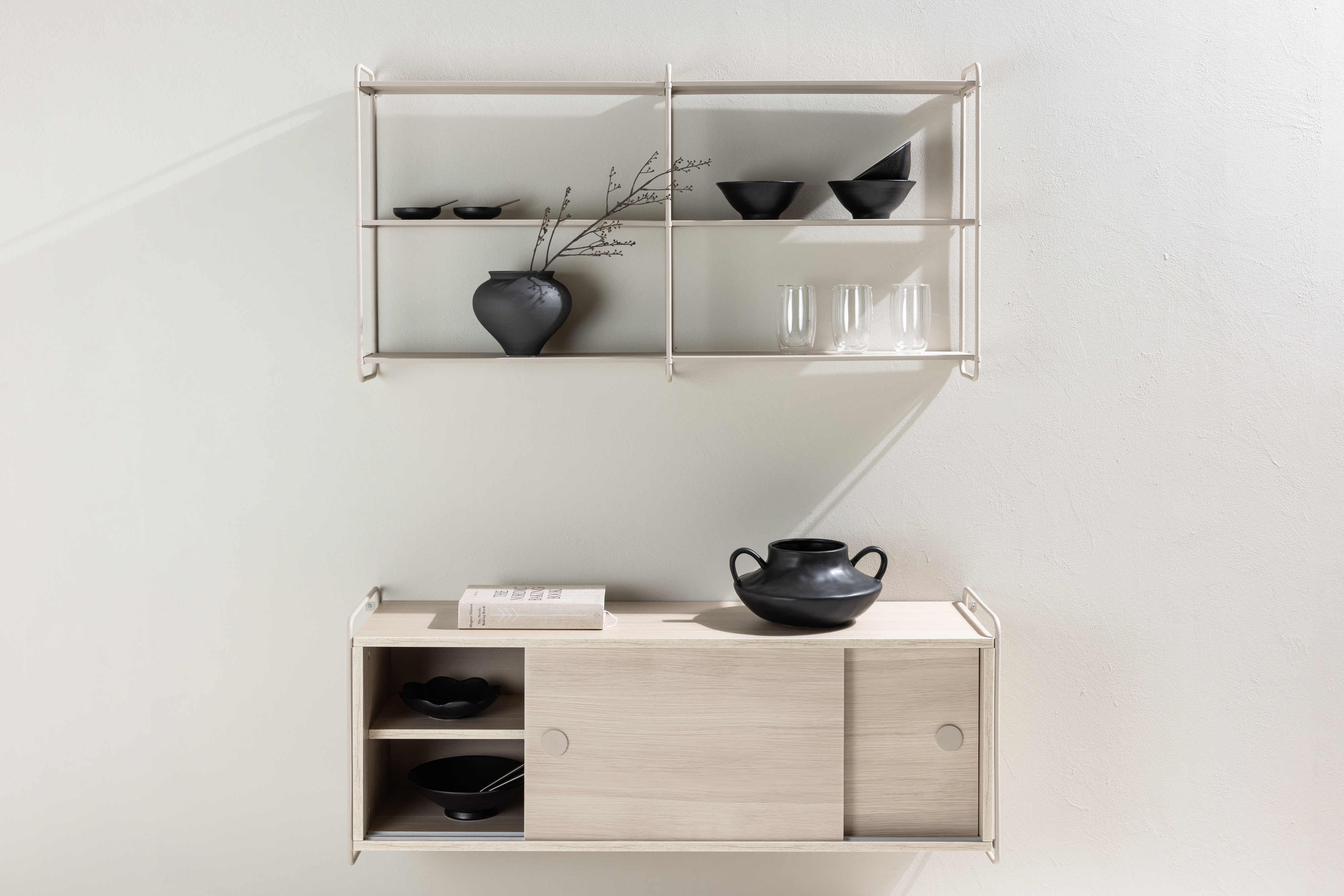 Venture Home Paris Väggskåp Whitewash 122cm