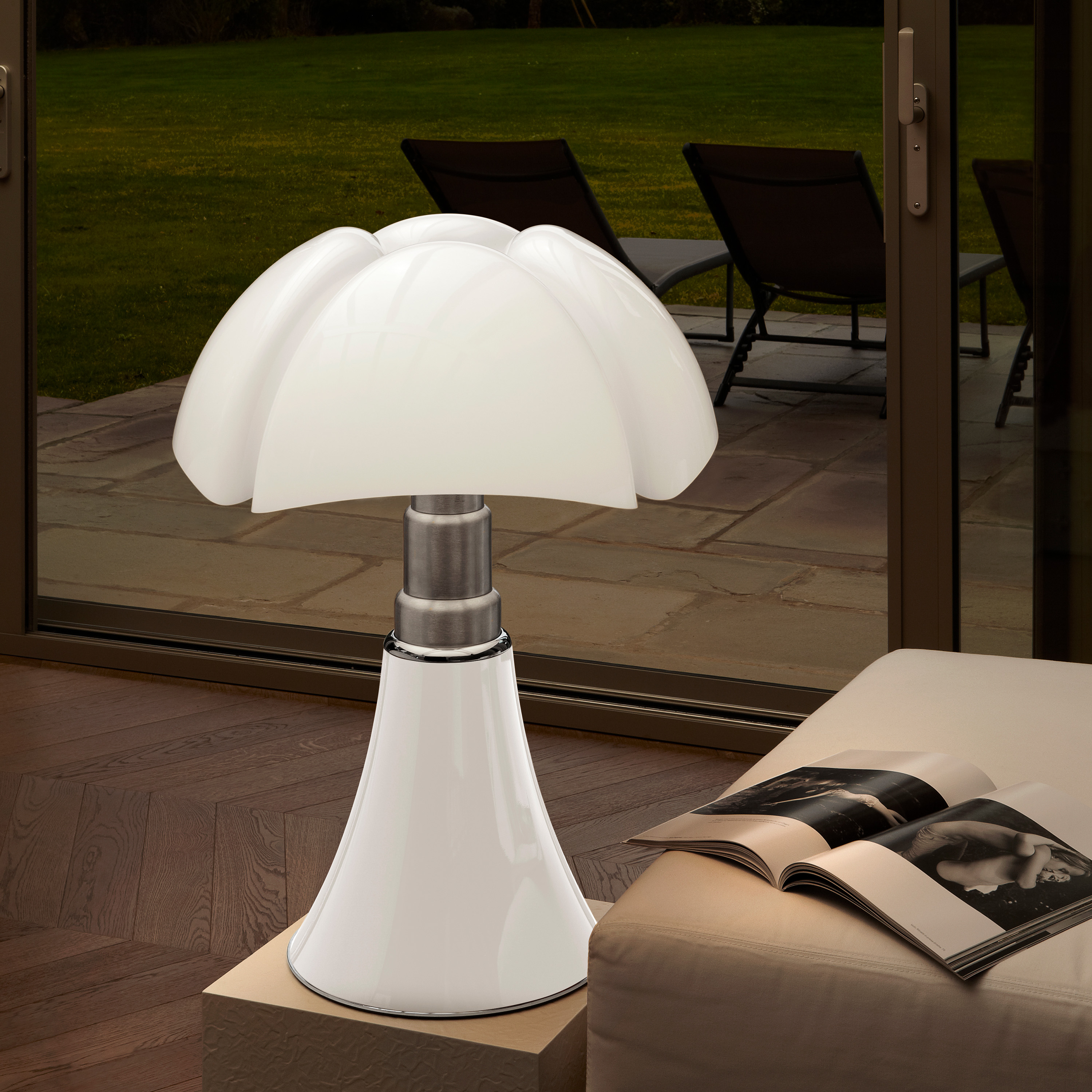 Martinelli Luce Pipistrello Pöytävalaisin himmennettävä LED-valo Valkoinen