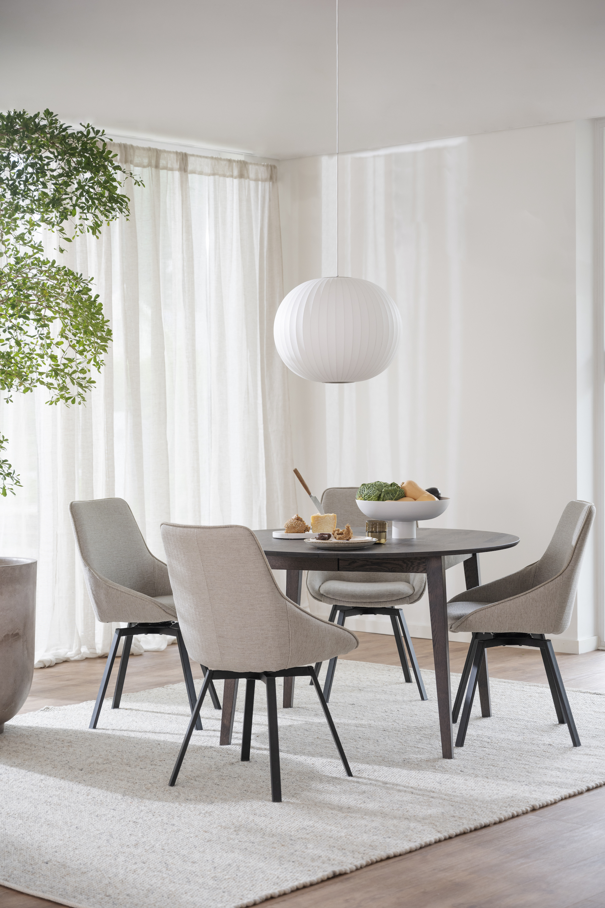 Rowico Home Alison Matstol Beige/Svart