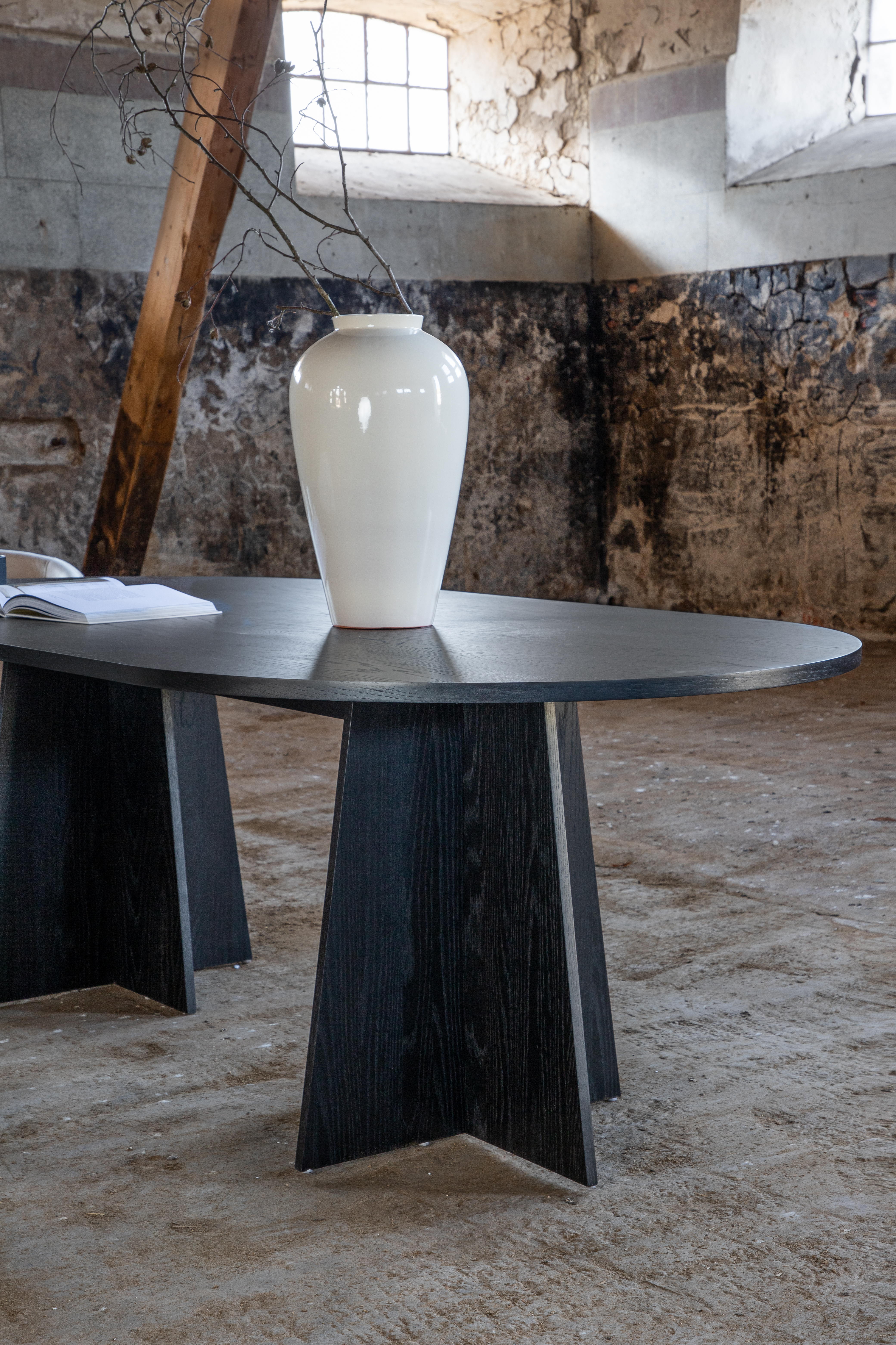 Venture Home Elio Matbord Svart 230cm