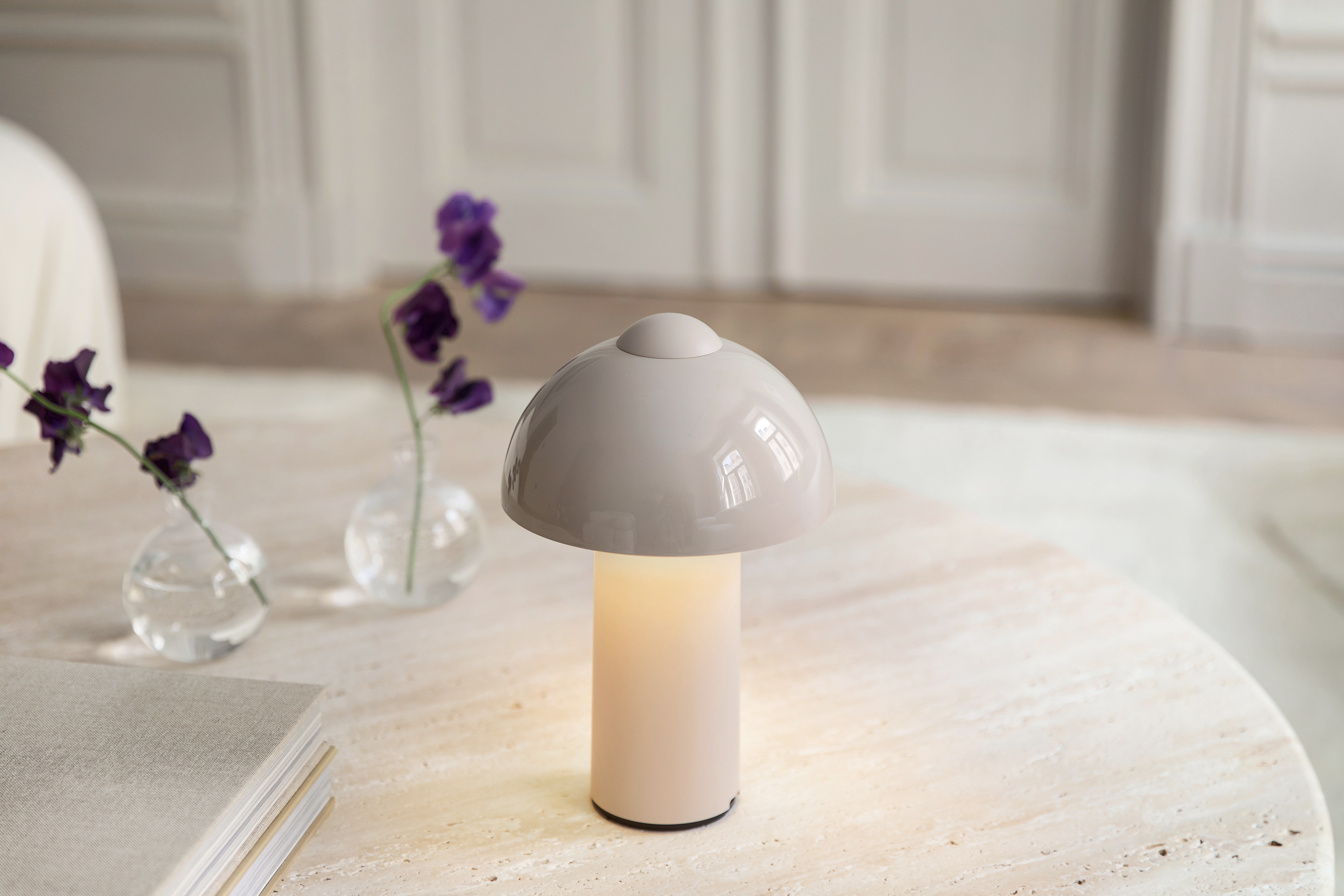 Globen Lighting Buddy Portabel Tischlampe Sand 25cm