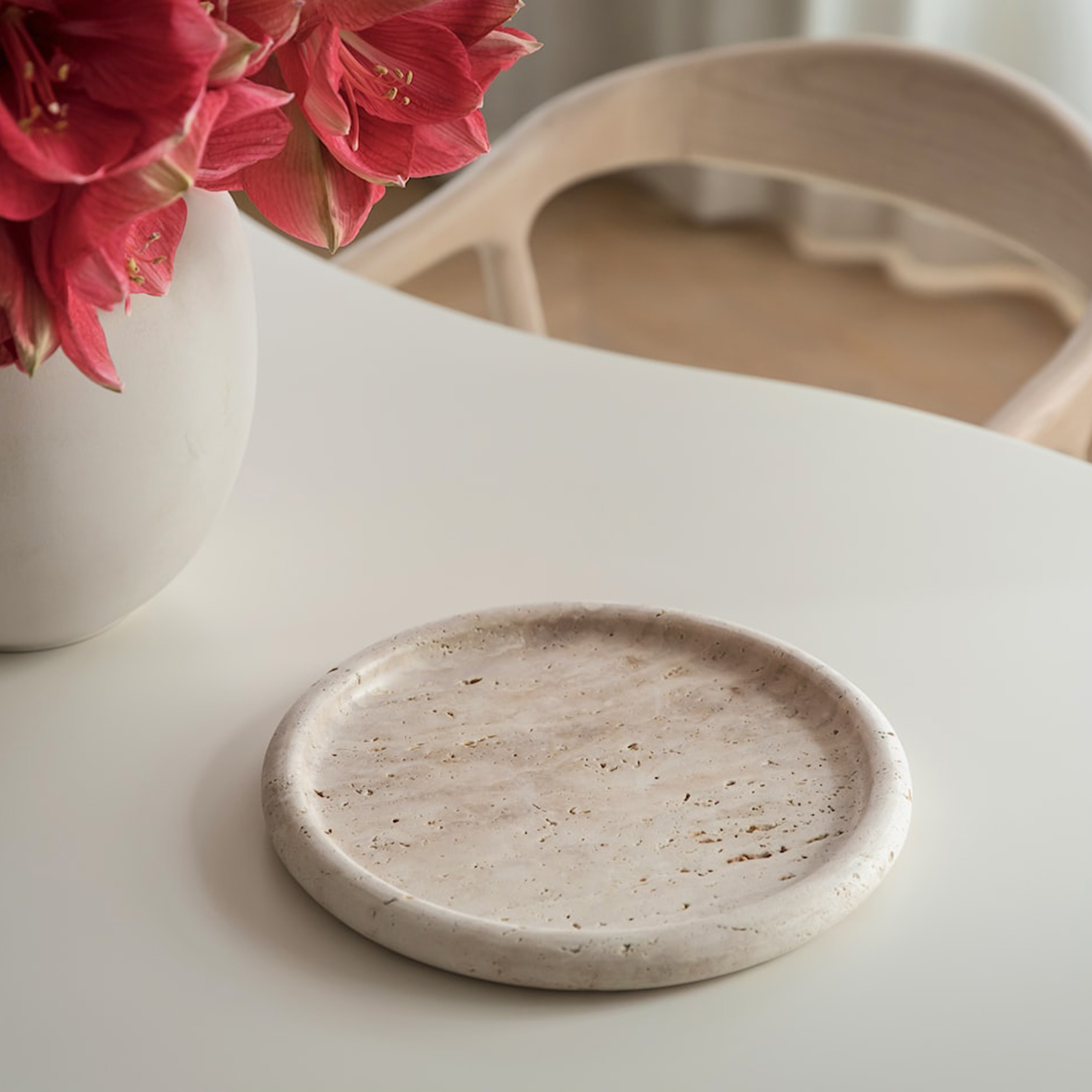 Sleepo Collection Nicola Bricka Travertin Ø30