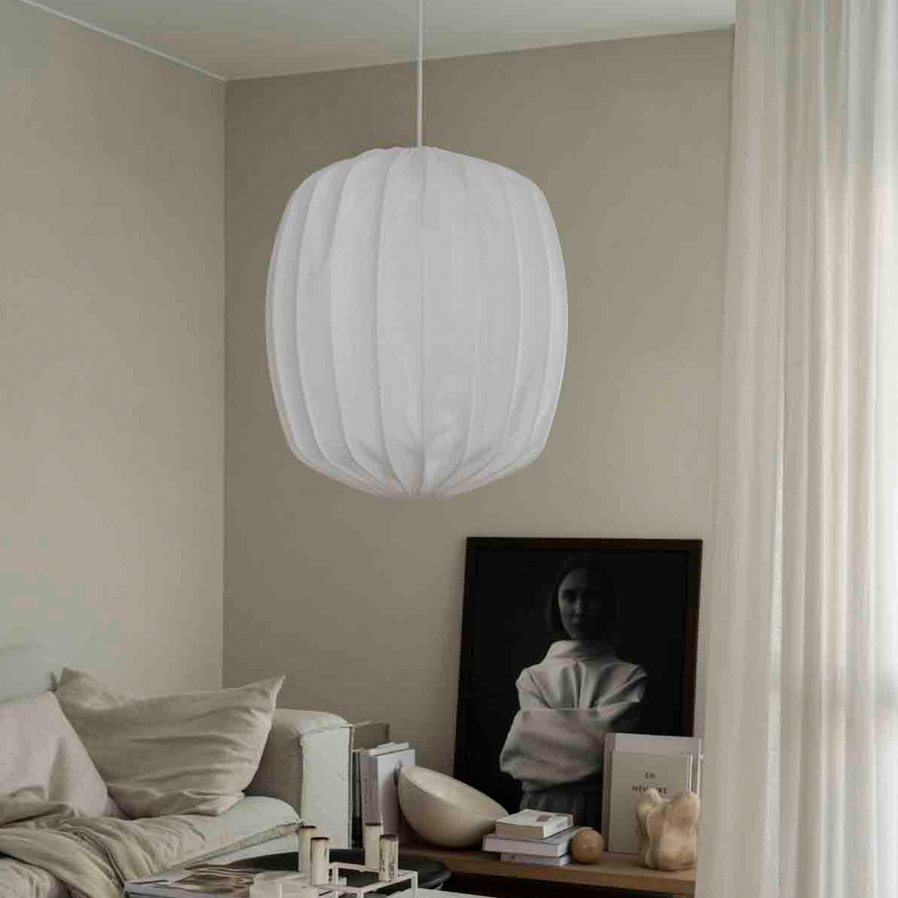 Watt &amp; Veke Prisma Taklampa Linen White Ø45