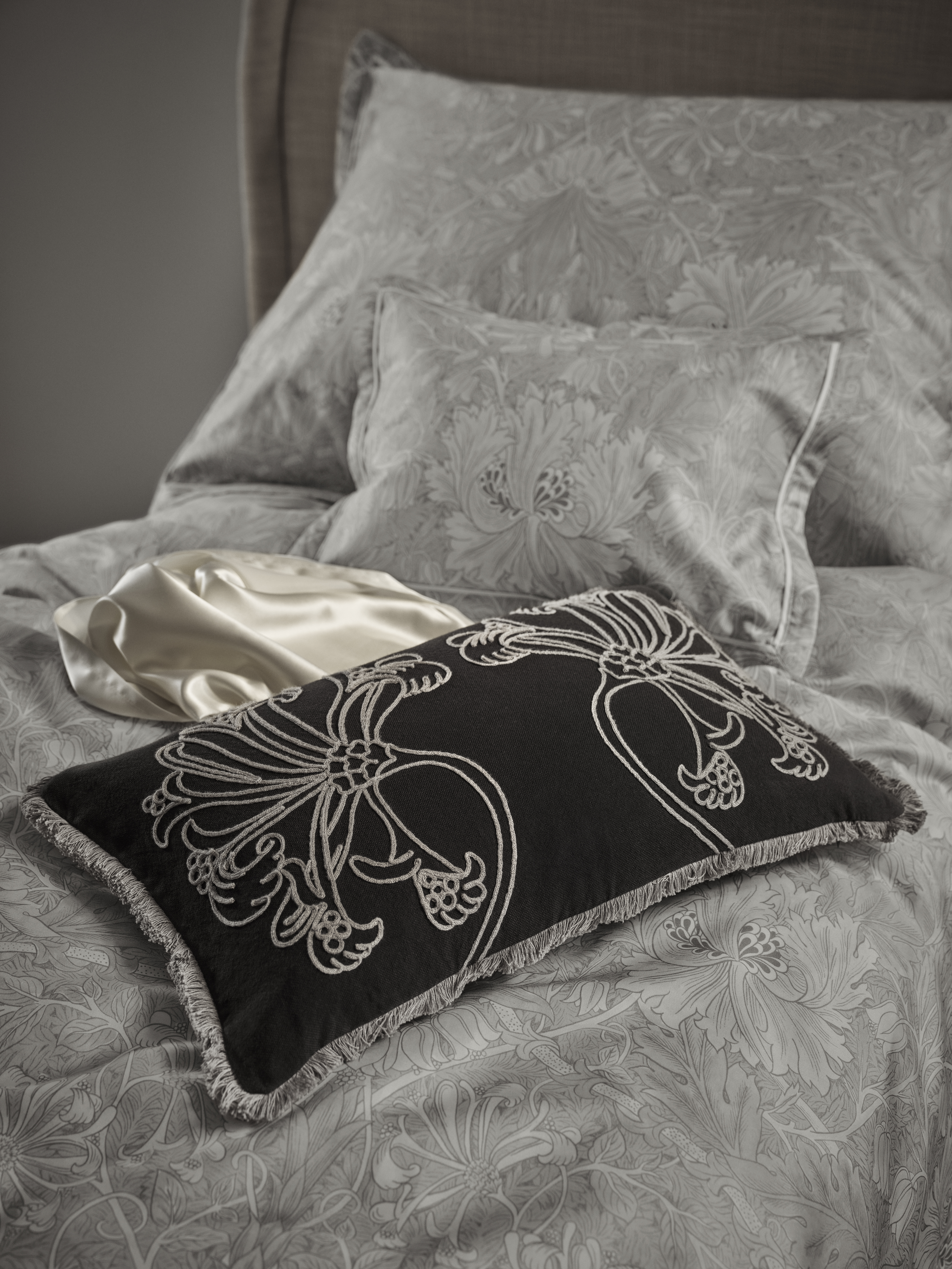 Mille Notti Honeysuckle &amp; Tulip Örngott Grå 50x90