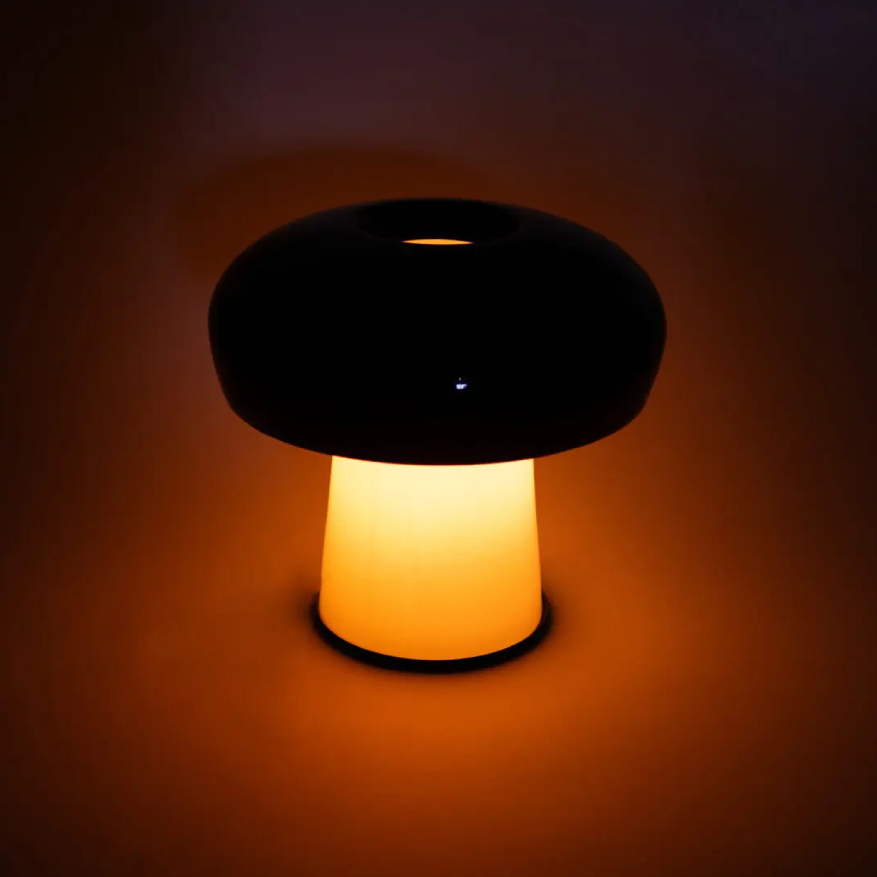 Olsson &amp; Jensen Hilding Tischlampe Schwarz/Weiß 34cm