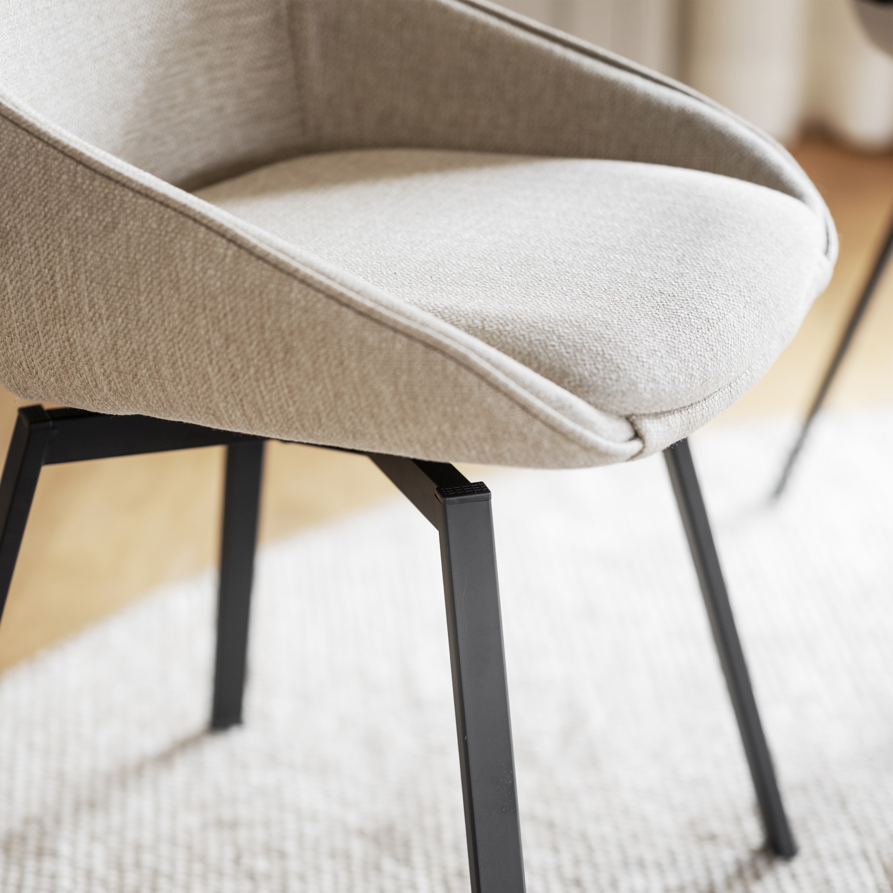 Rowico Home Alison Esszimmerstuhl Hellbeige/Schwarz