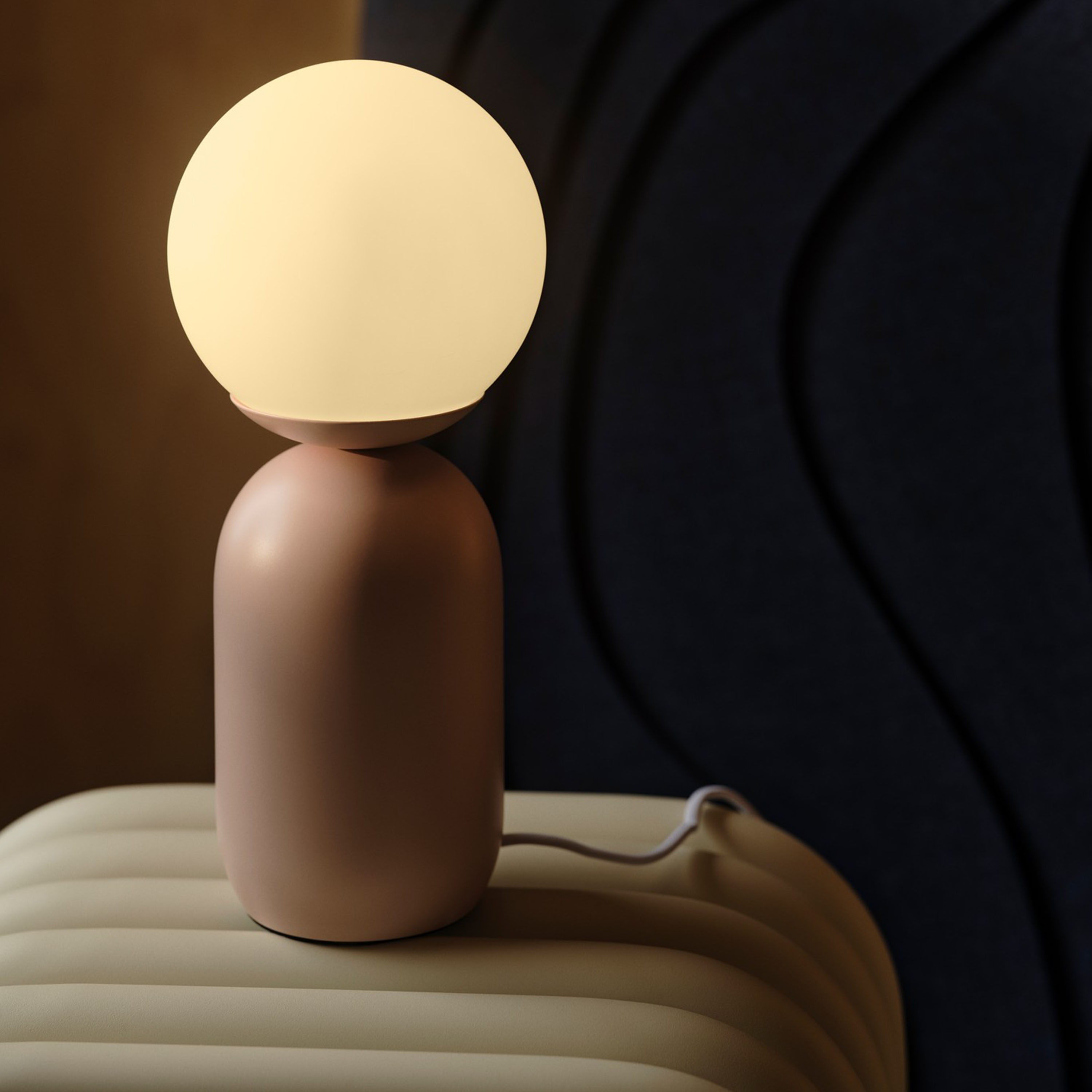 Nordlux Notti Bordlampe Pudderrosa 34cm