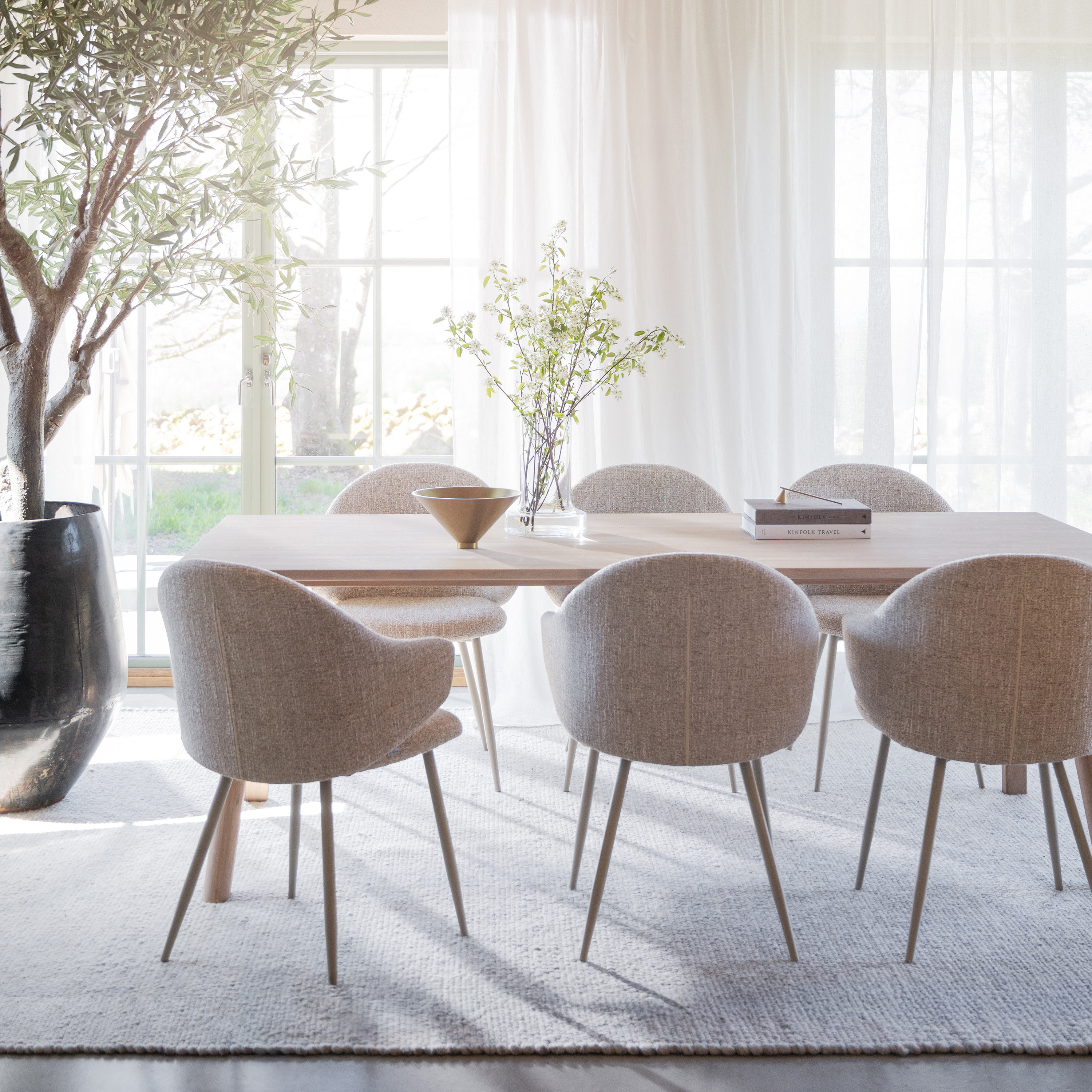 Rowico Home Drake Karmstol Beige