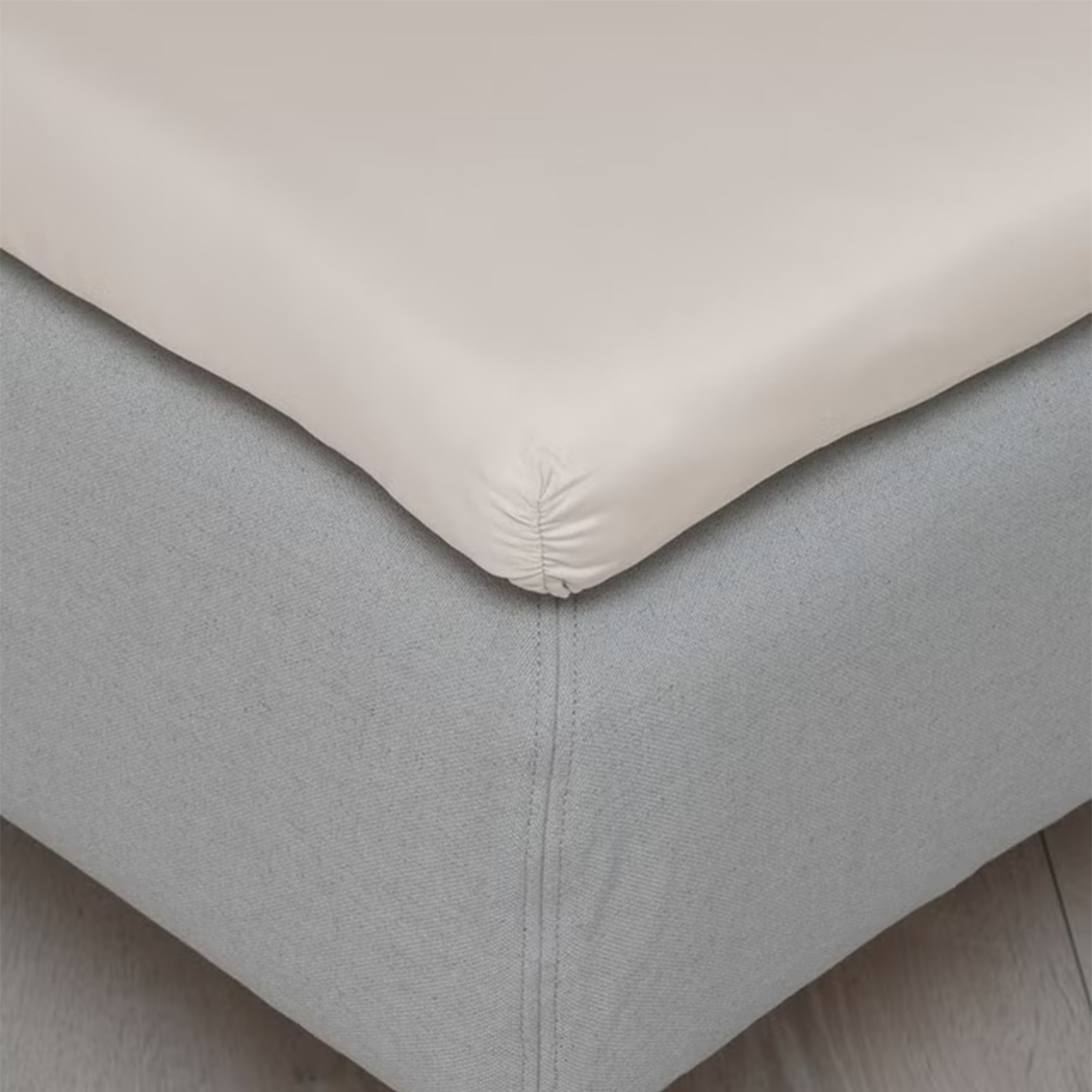 Høie Kuvertsytt Lakan Satin Beige 180x200