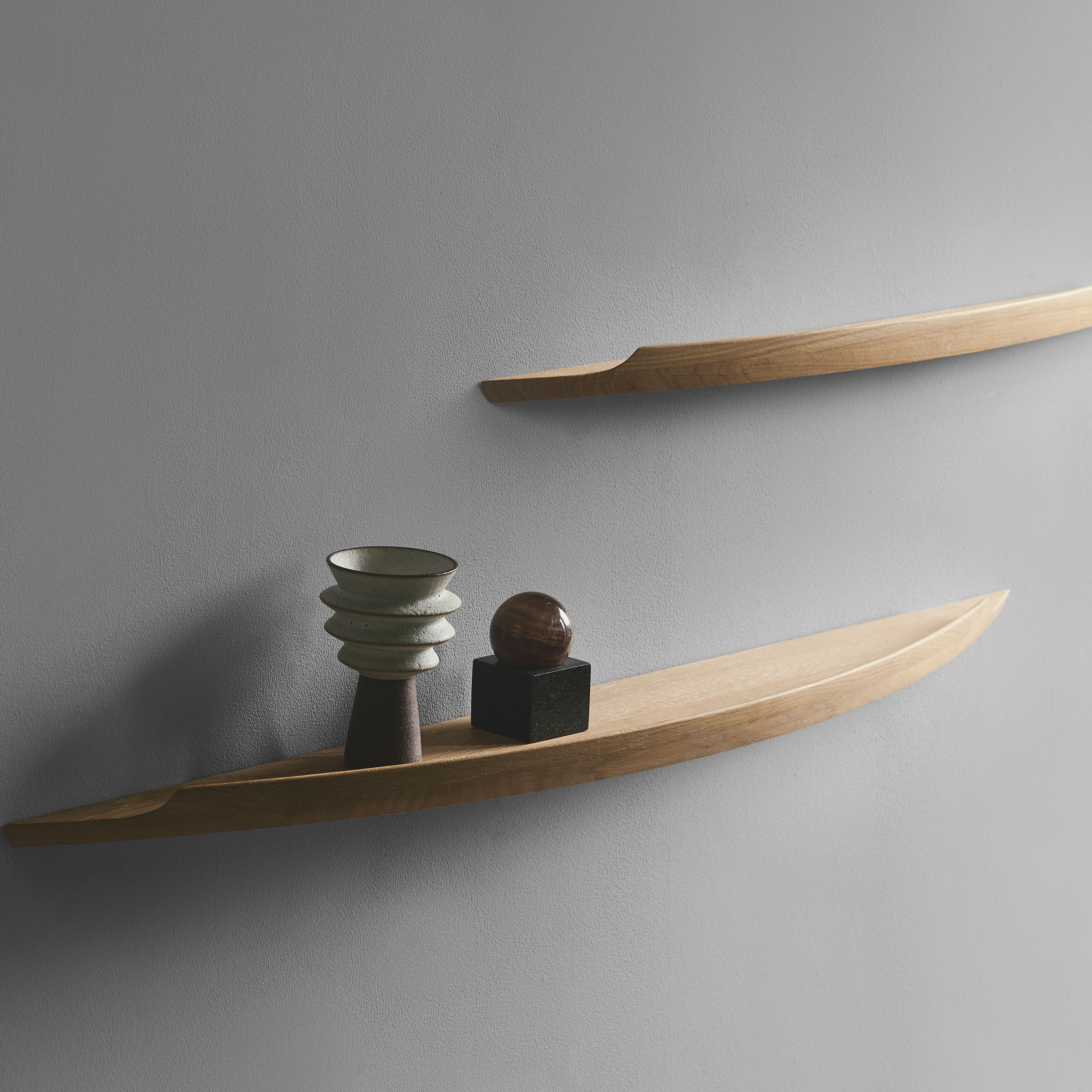 Aakjaer Furniture Arcus Vegghylle Hvitoljet Eik Medium