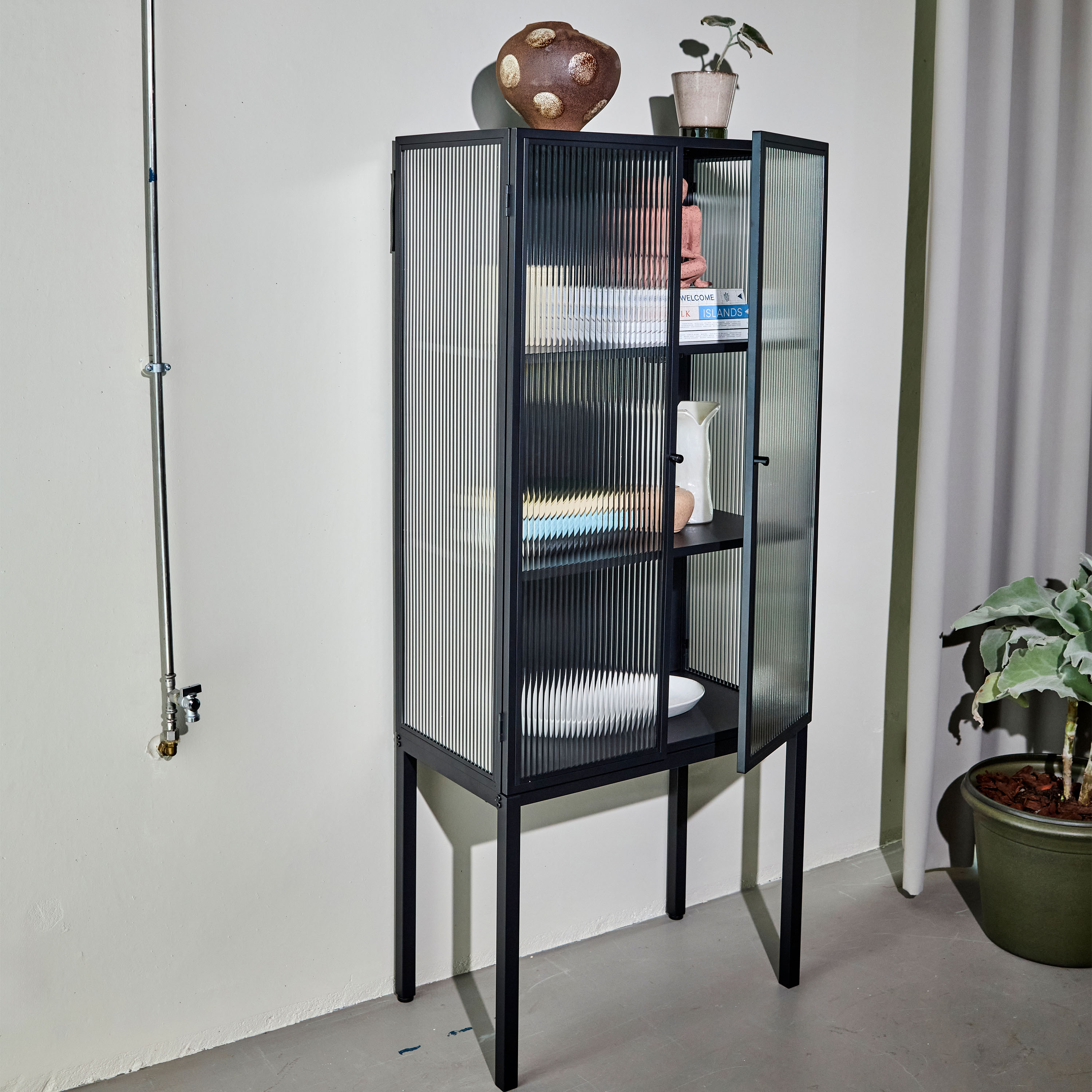 House Doctor Cabin Schrank Schwarz 70x168