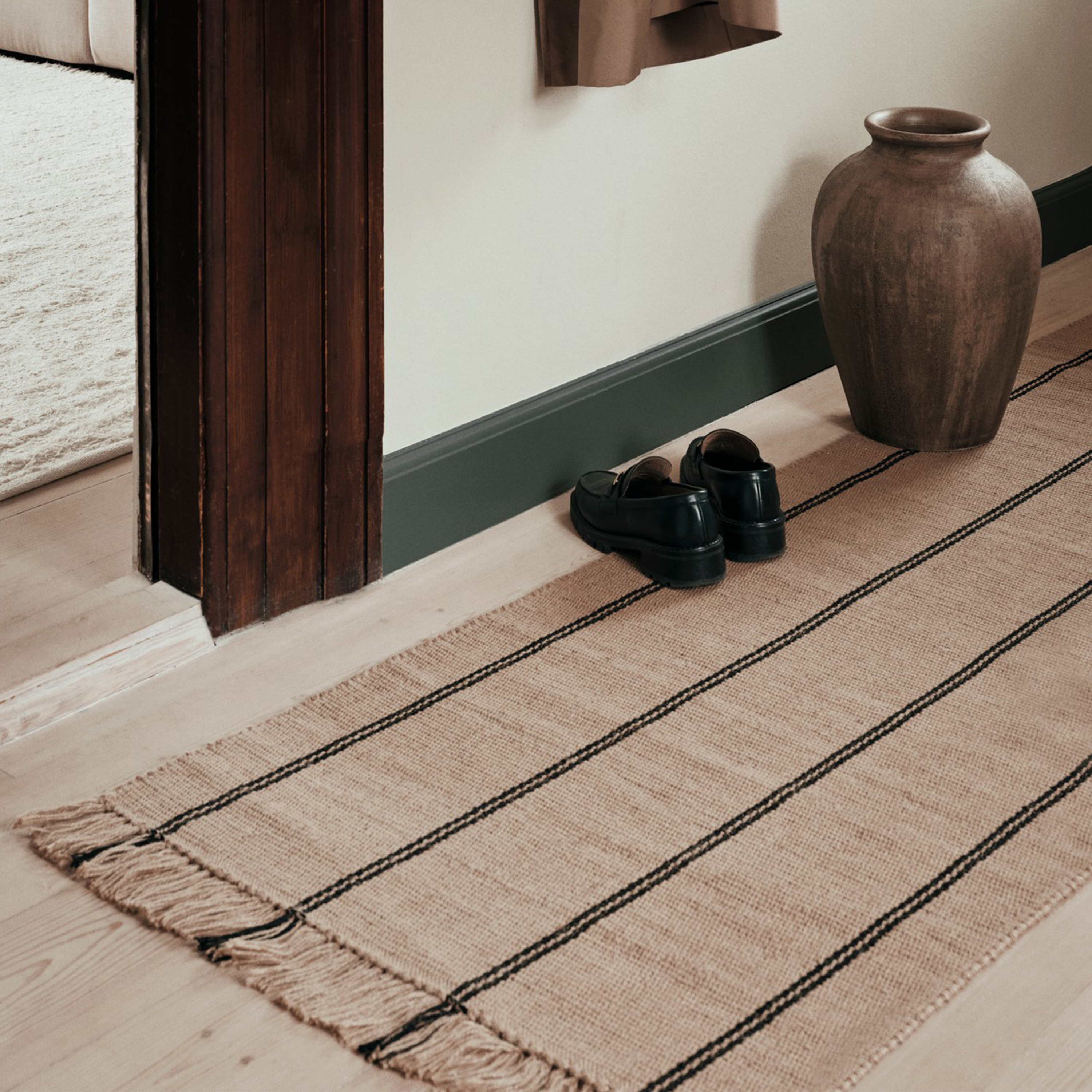 Broste Copenhagen Yuki Jutematta Black 70x200