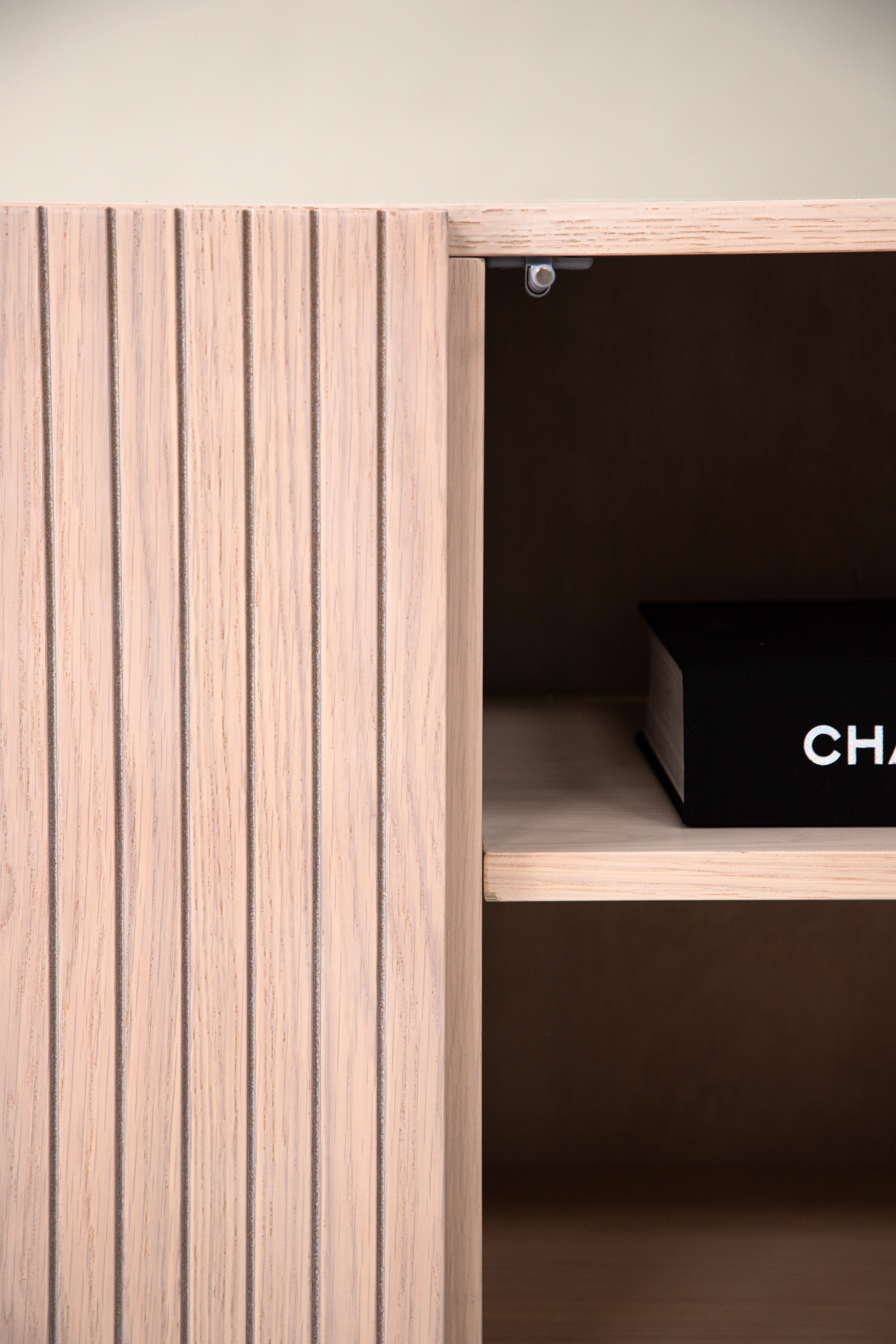 Vind Björkön Skänk Whitewash