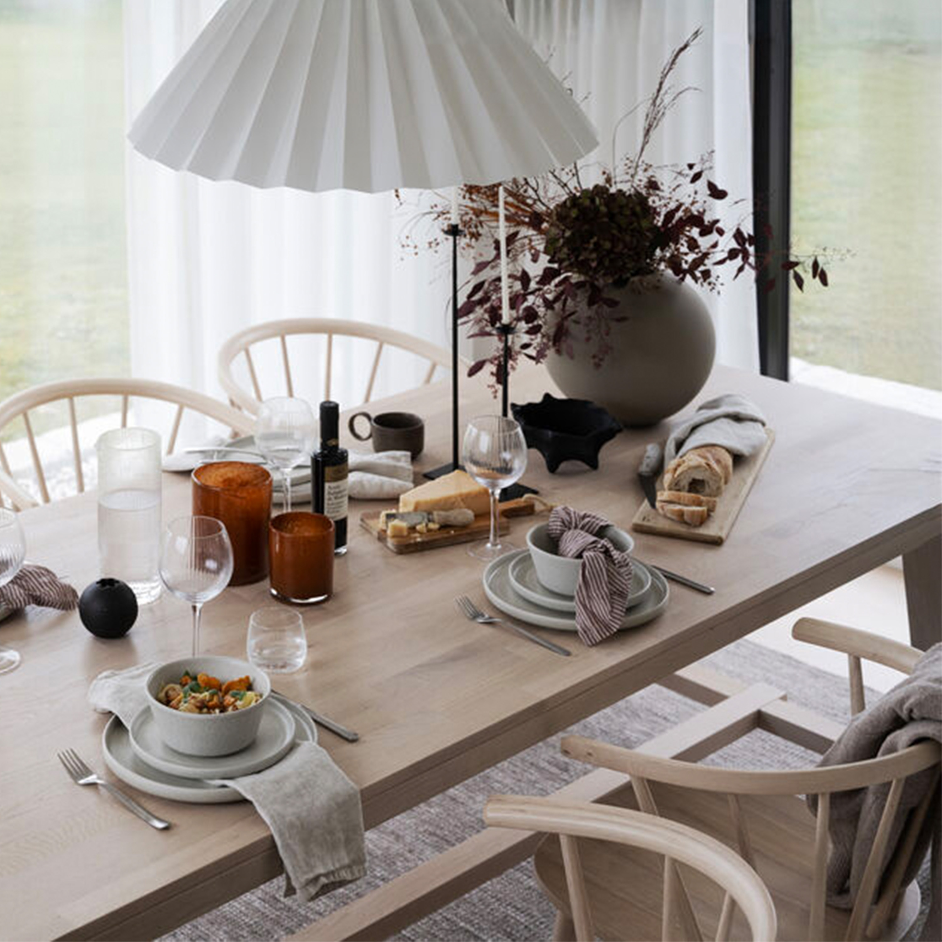 Rowico Home Carmen Matstol Vitpigmenterad