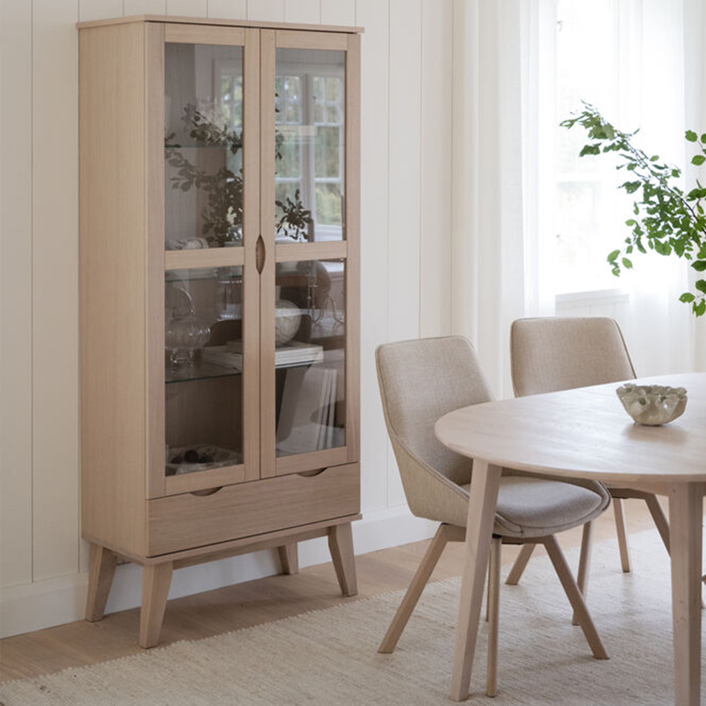 Rowico Home Filippa Vitrine Schrank Weiß pigmentiert 185cm