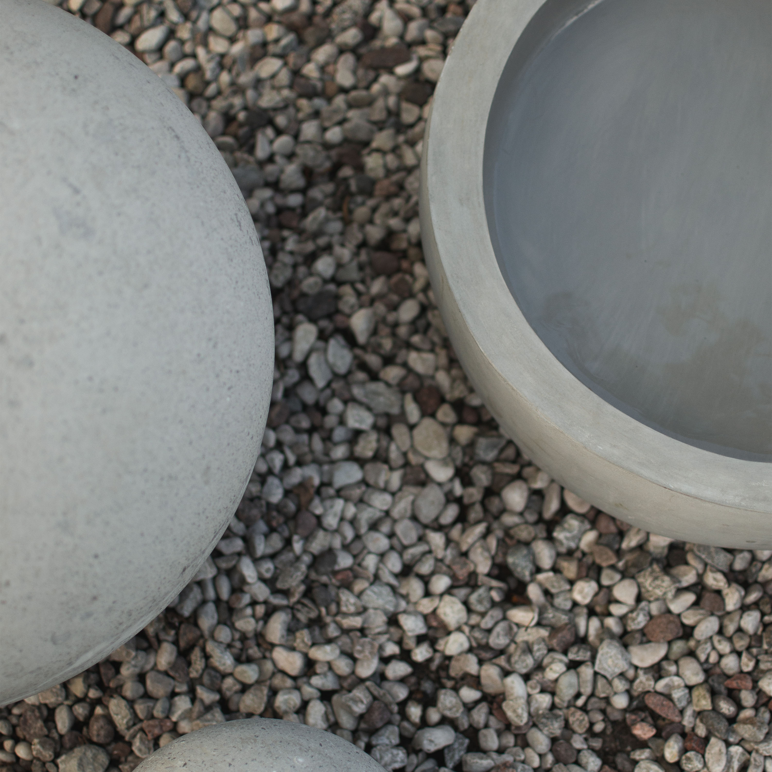 DBKD Garden 
Kulho Betoni/Rauta Ø40