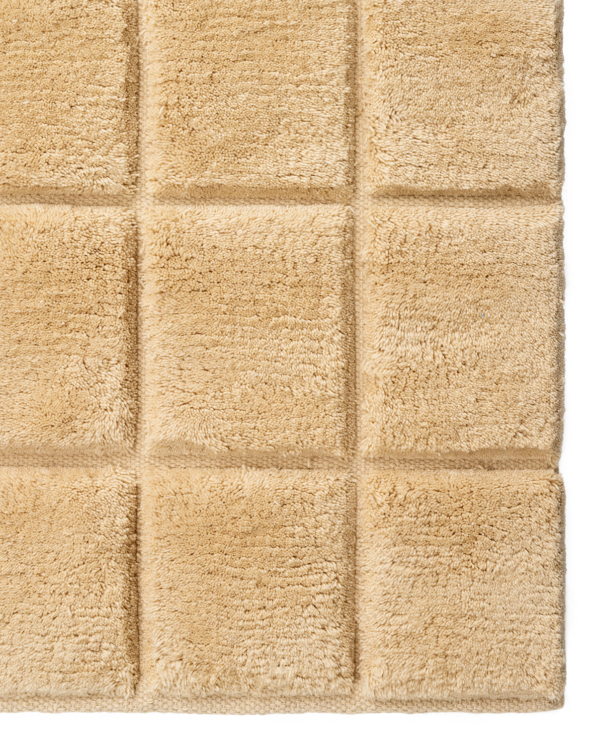 Chhatwal &amp; Jonsson Loha Ullmatta Light Beige 249x342