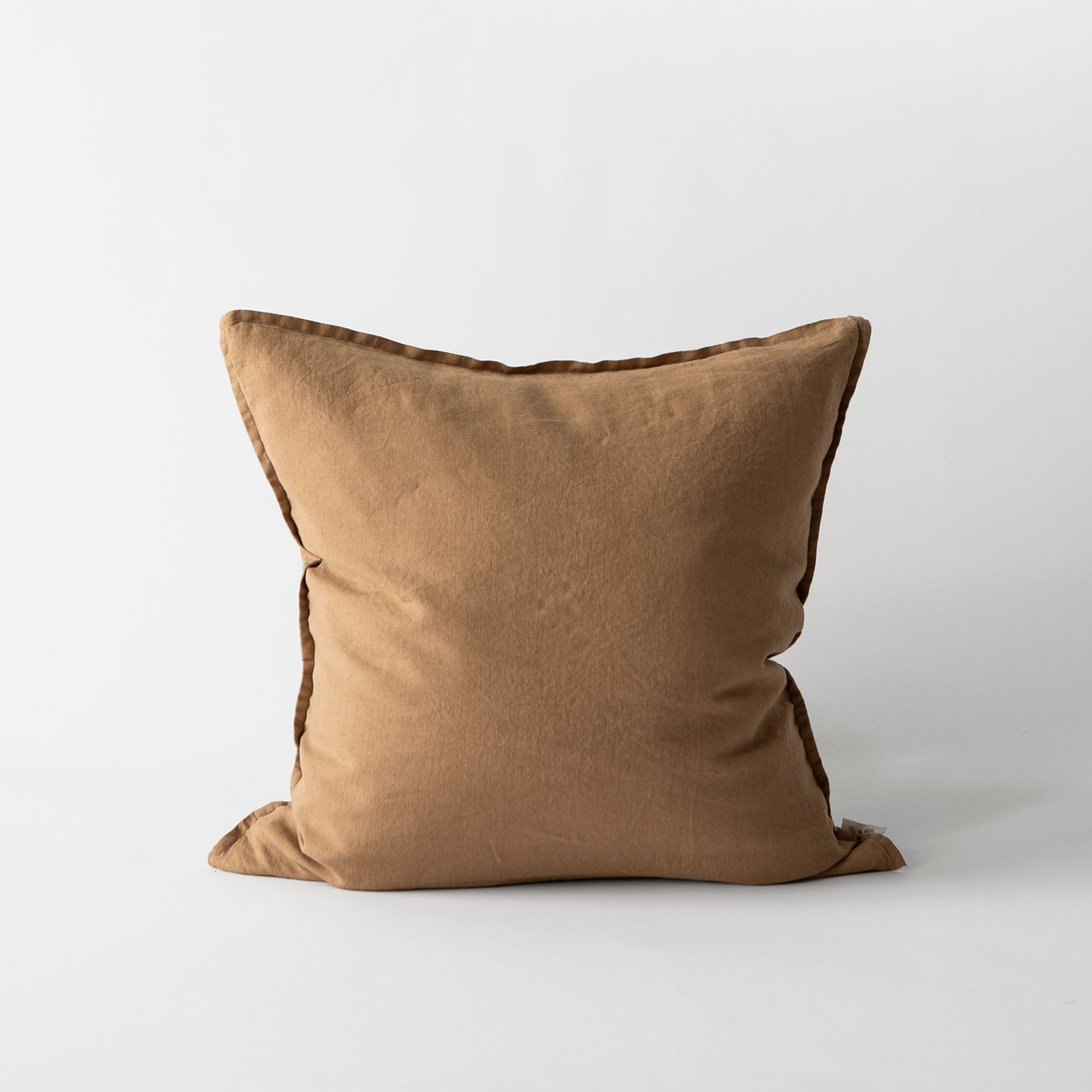 Tell me more Kuddfodral Linne Hazelnut 50x50