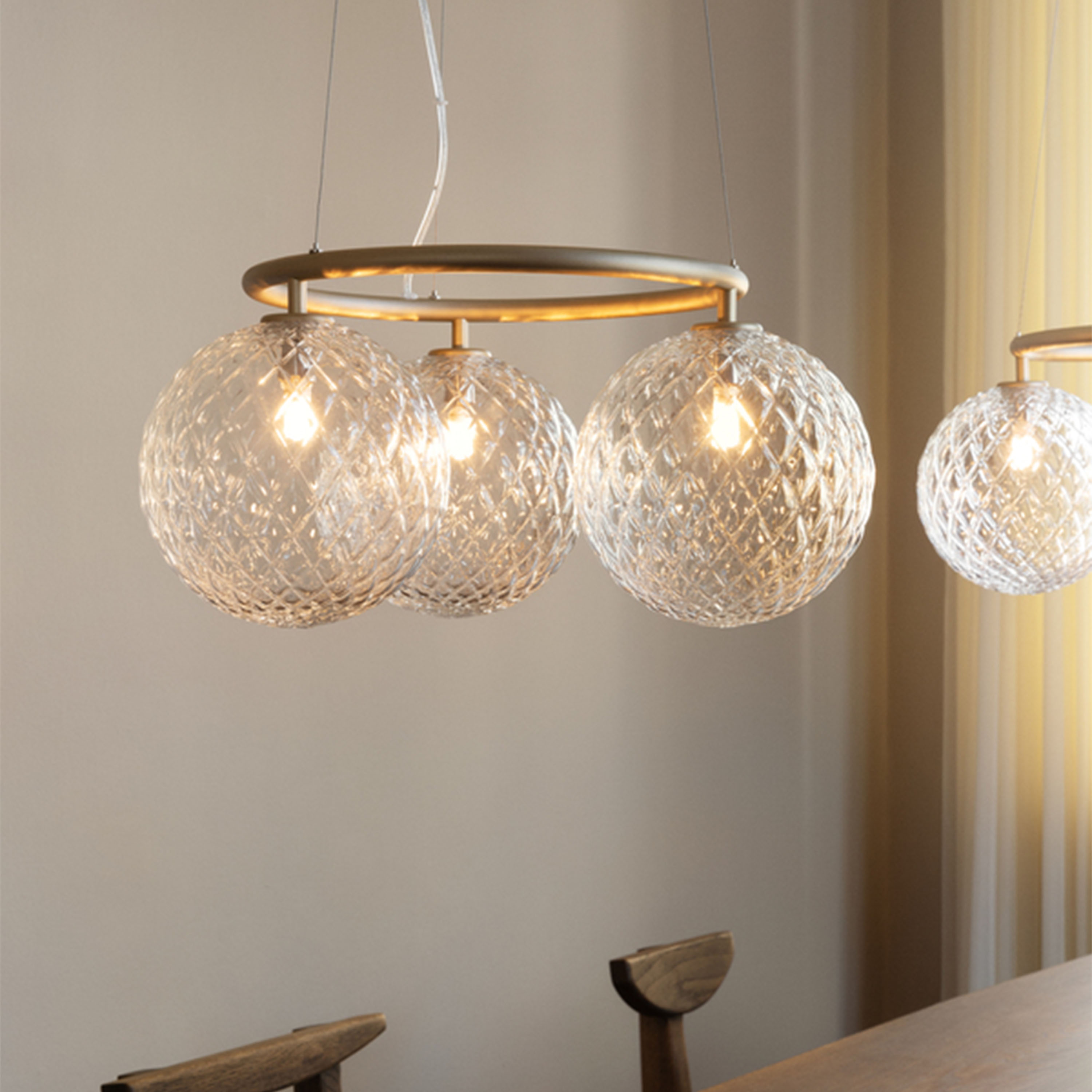 Nuura Miira 3 Circular Taklampa Brass/Optic Clear