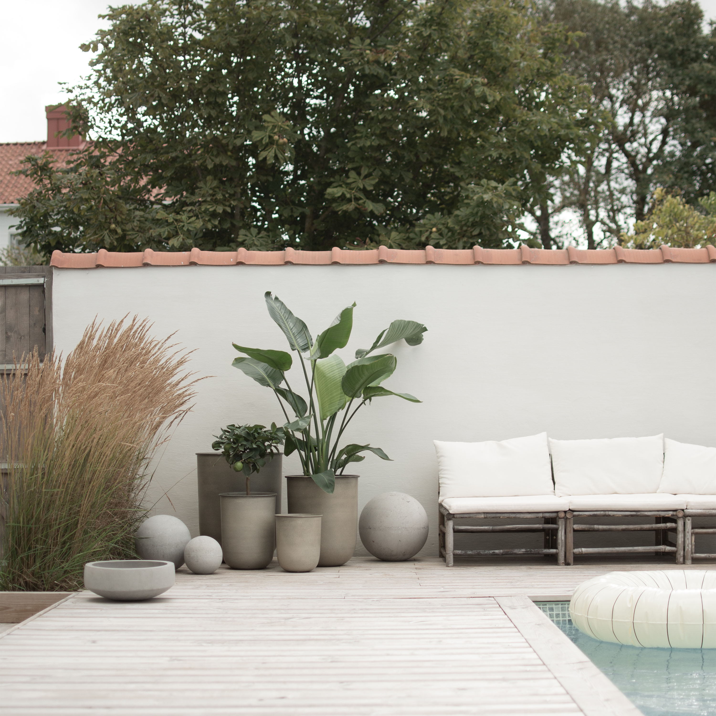 DBKD Garden Concrete Dekorasjon Medium