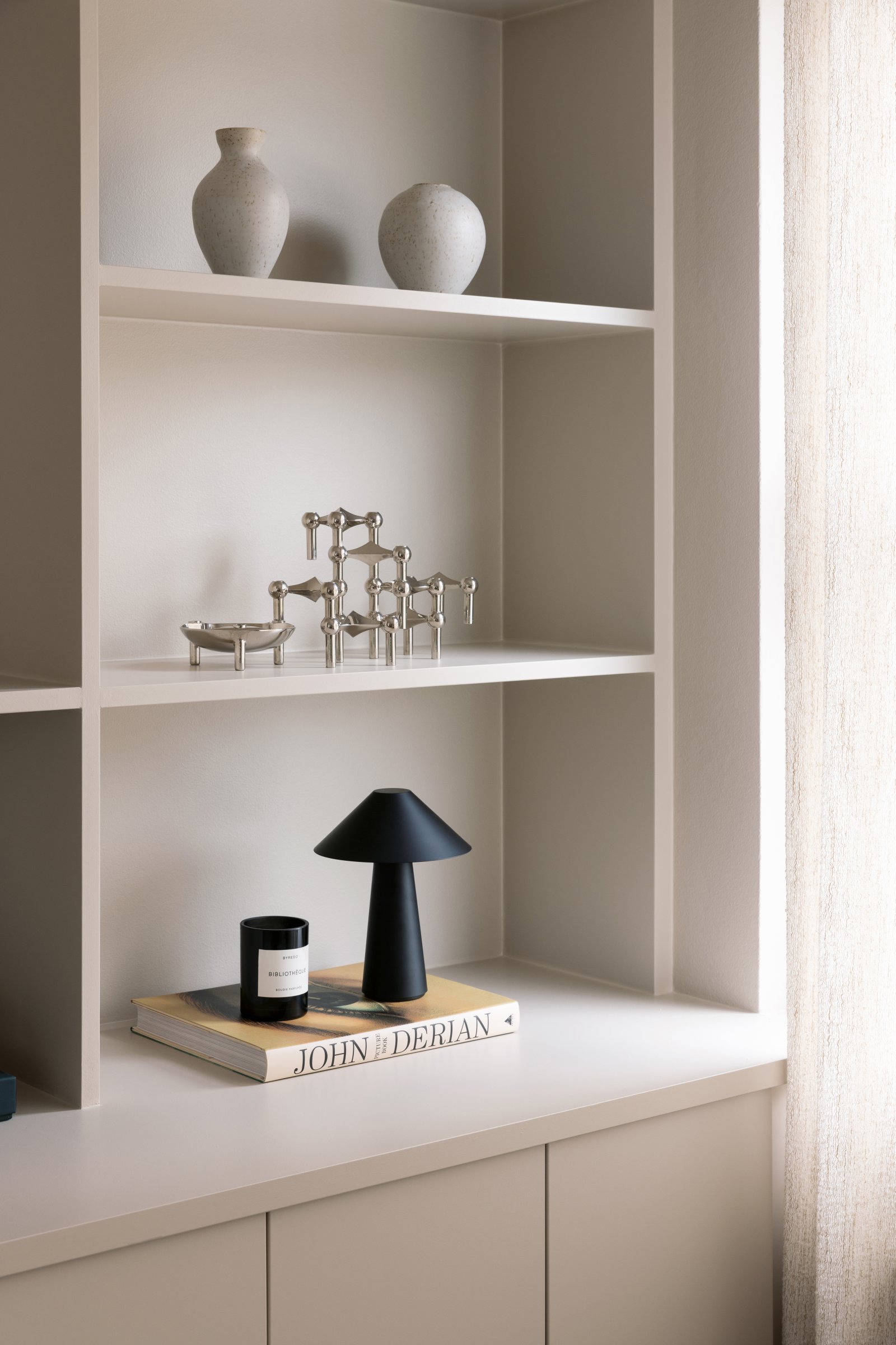 Globen Lighting Cannes Bærbar Bordlampe Svart 26cm