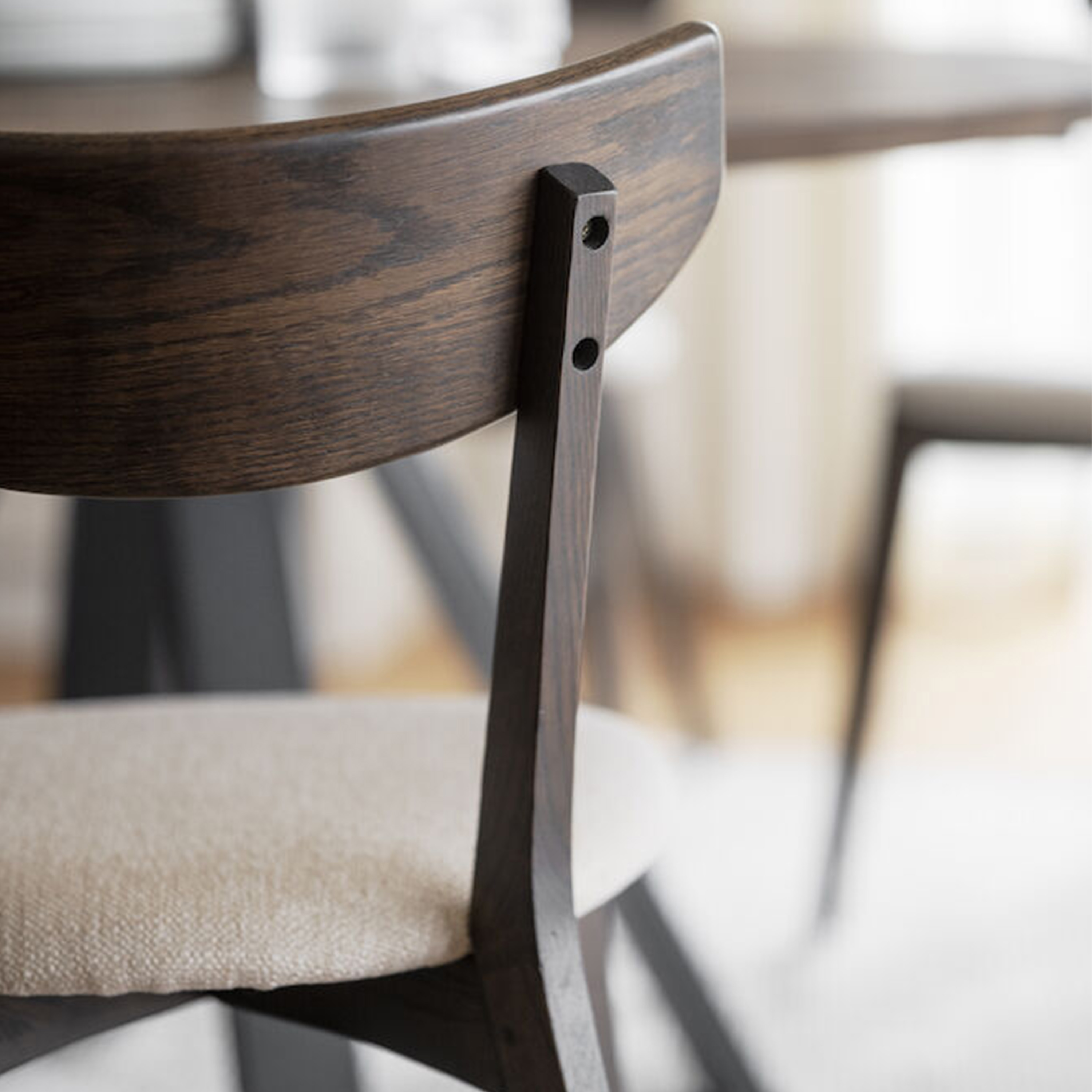 Rowico Home Ami Matstol Brun Ek/Beige