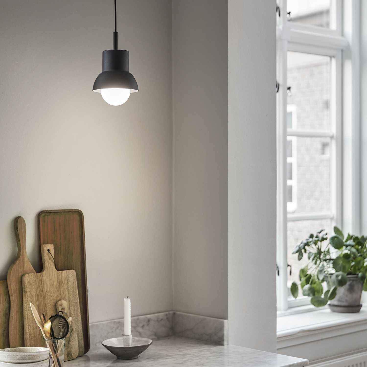 CO Bankeryd Down Deckenlampe Schwarz