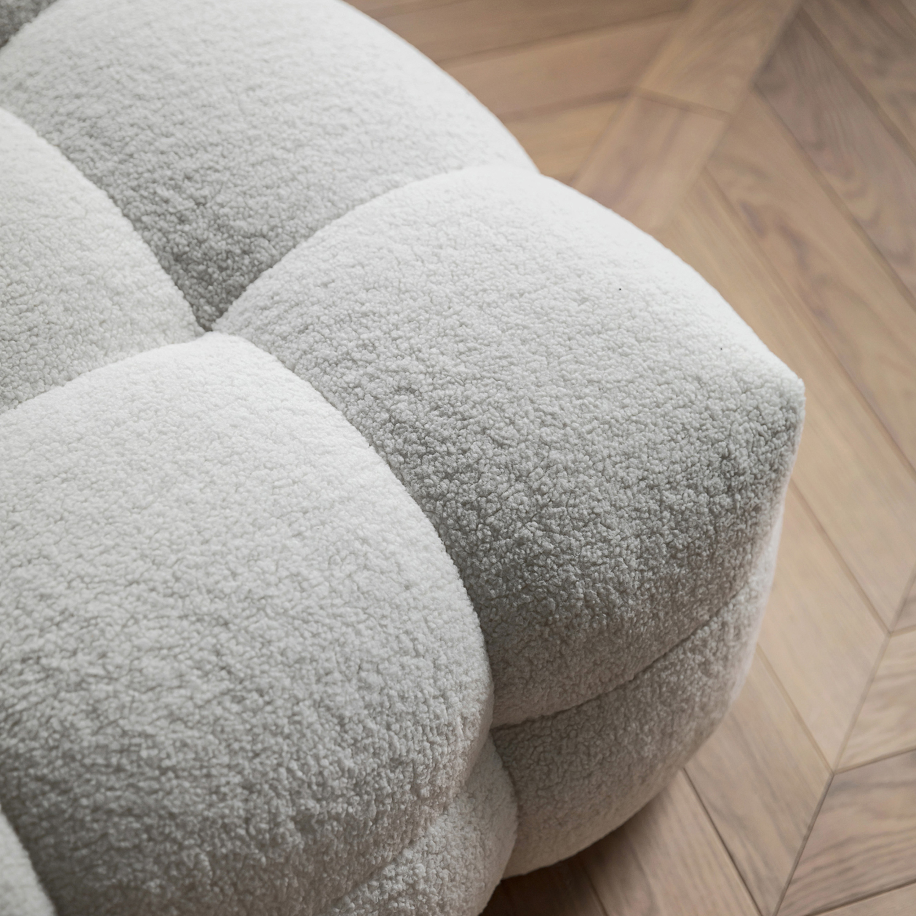 Sleepo Collection Billie Sittpuff Creme Teddy Large